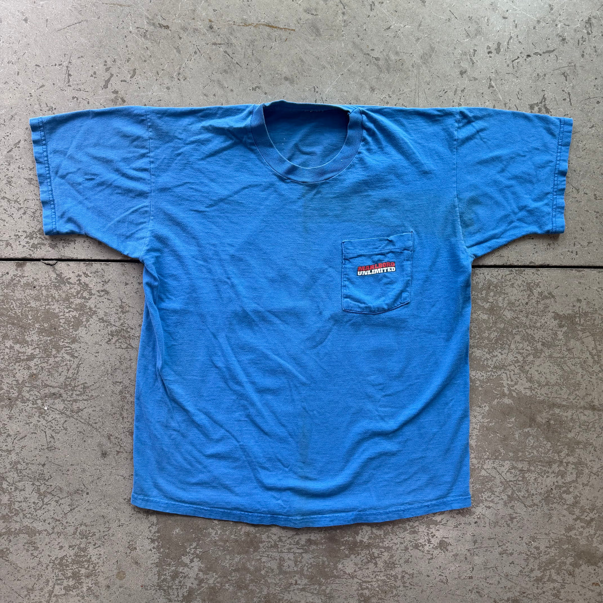 L 90s Marlboro Wolf Tee