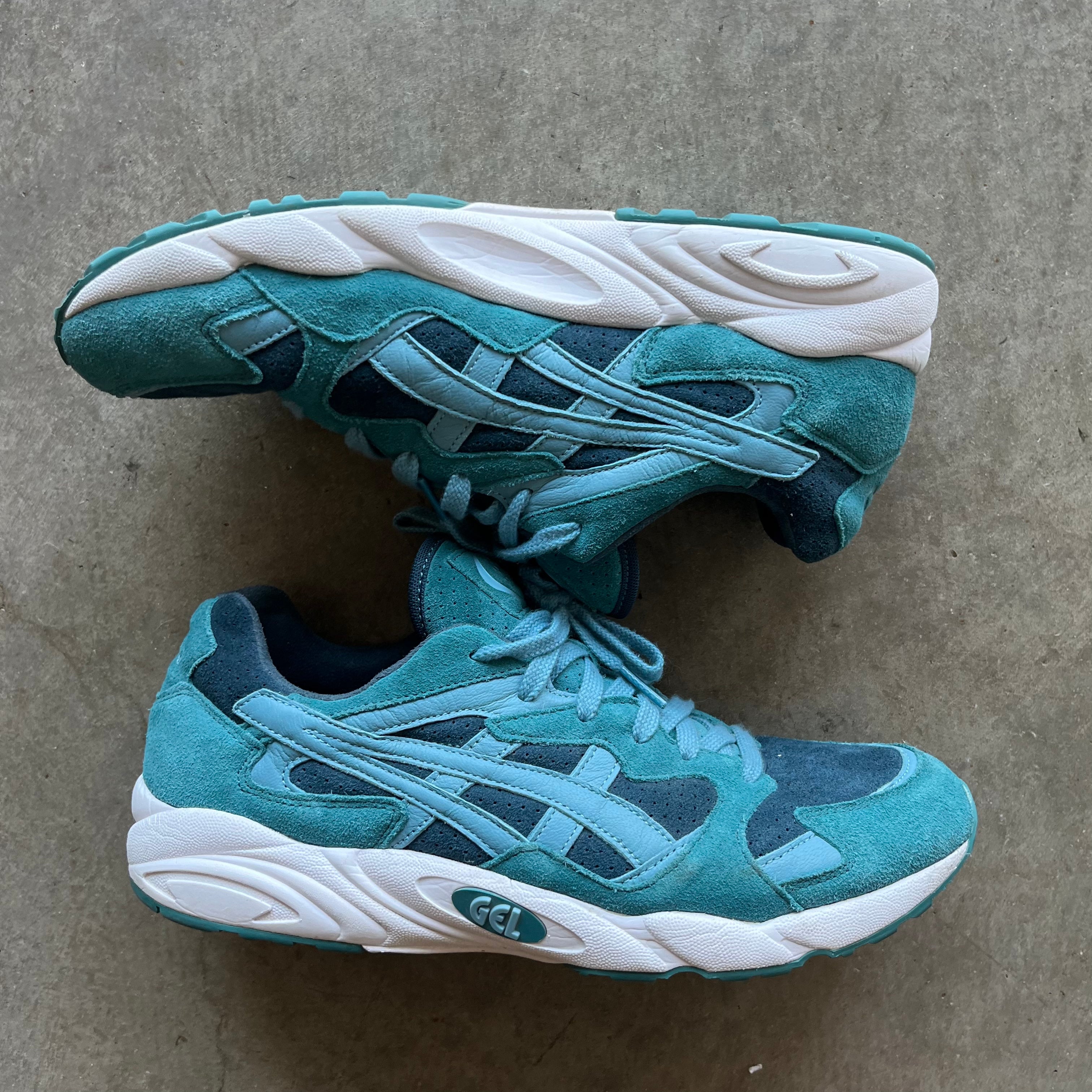 10.5 Used ASICS Gel Diablo Blue