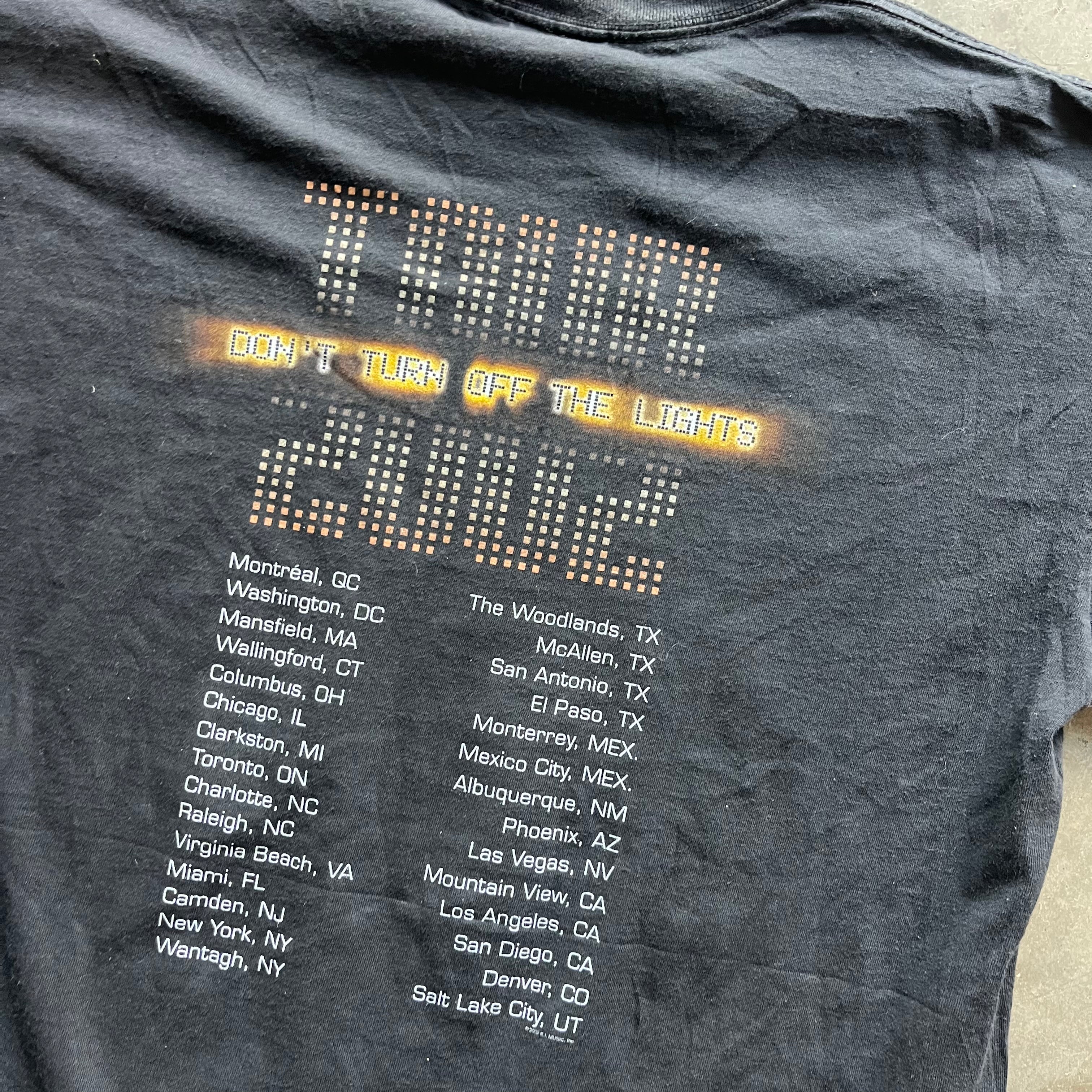 XL 02 Enrique iglesias Tee