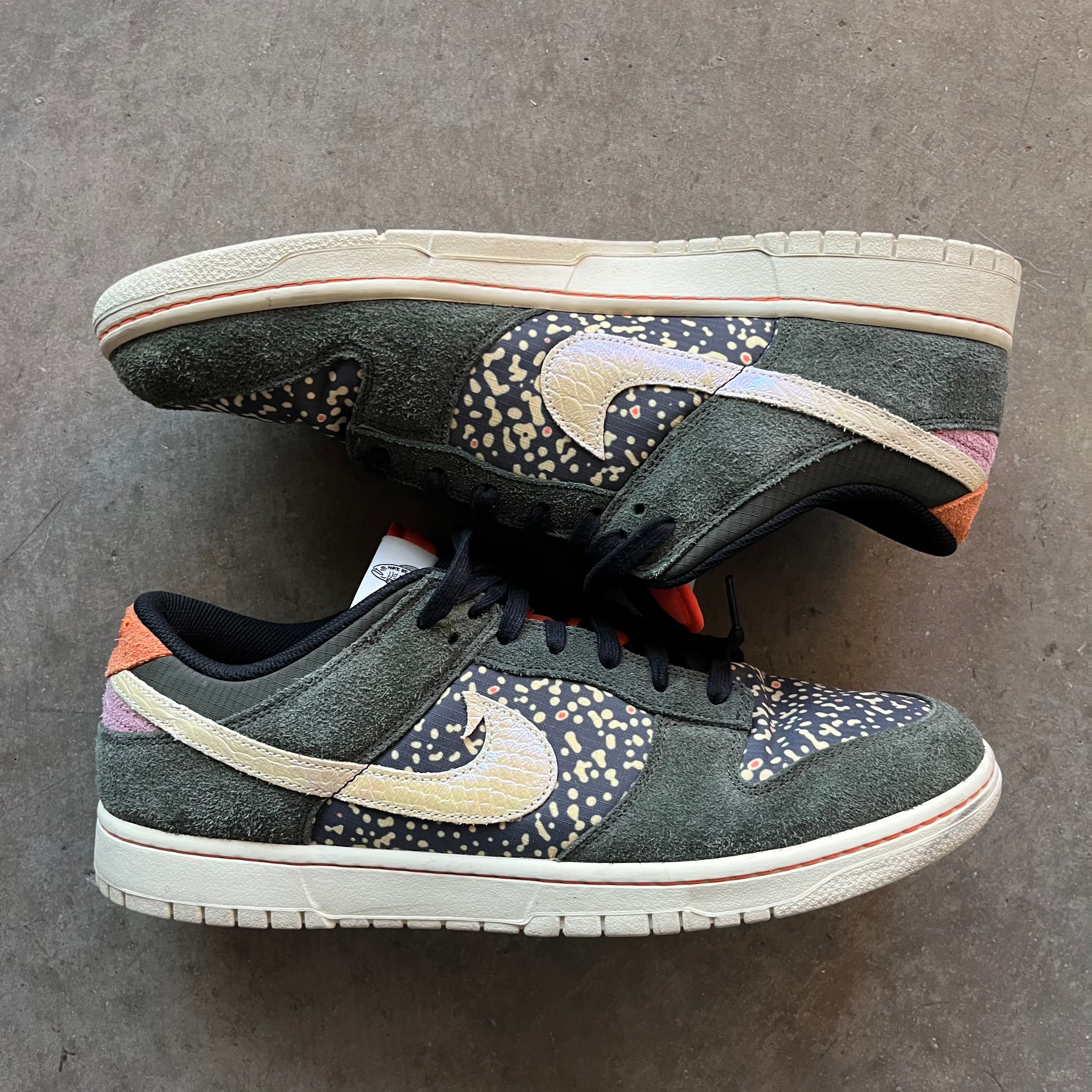 14 Used Nike Dunk Low SE Gone Fishing