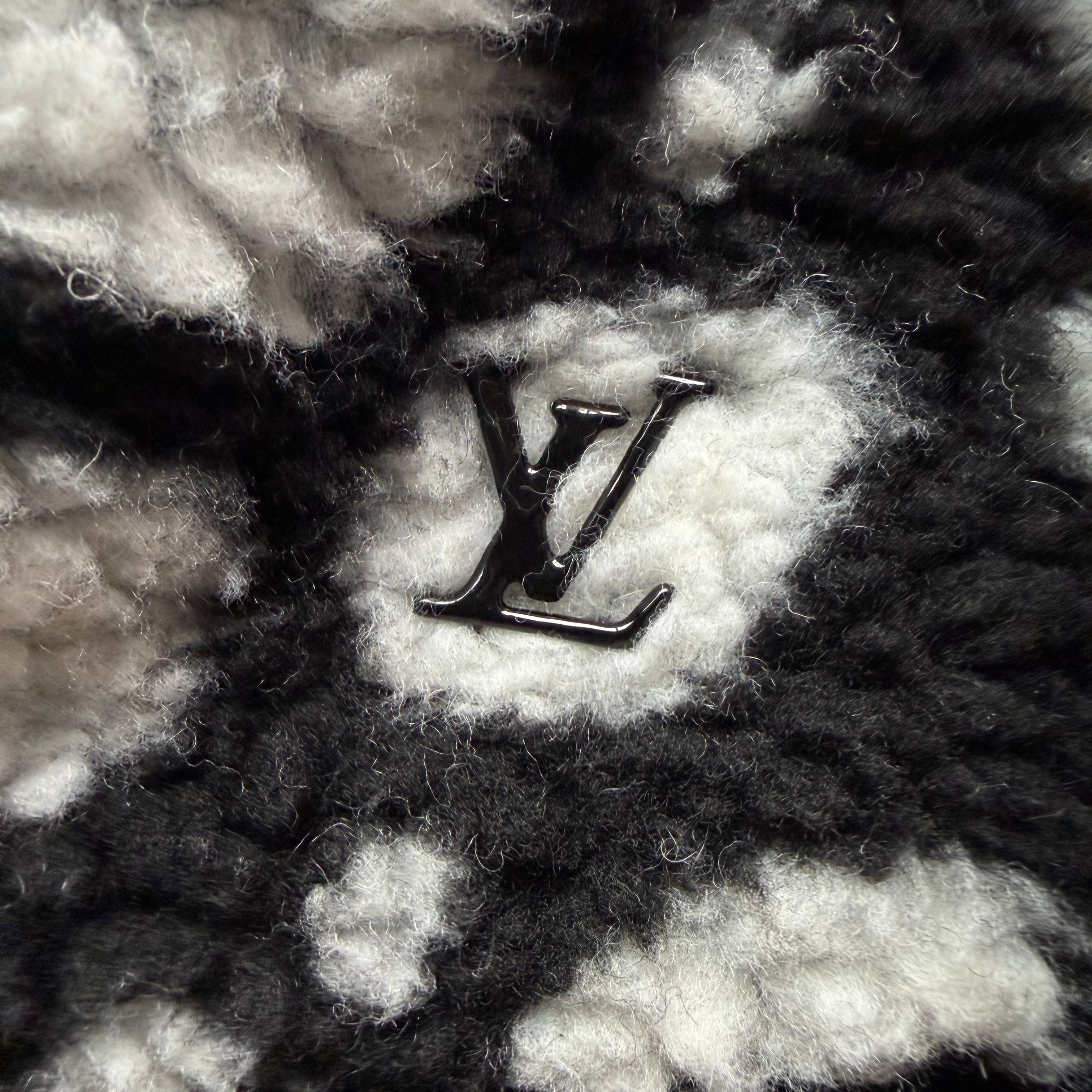 XXL Louis Vuitton Yayoi Kusama Infinity Dots Fleece