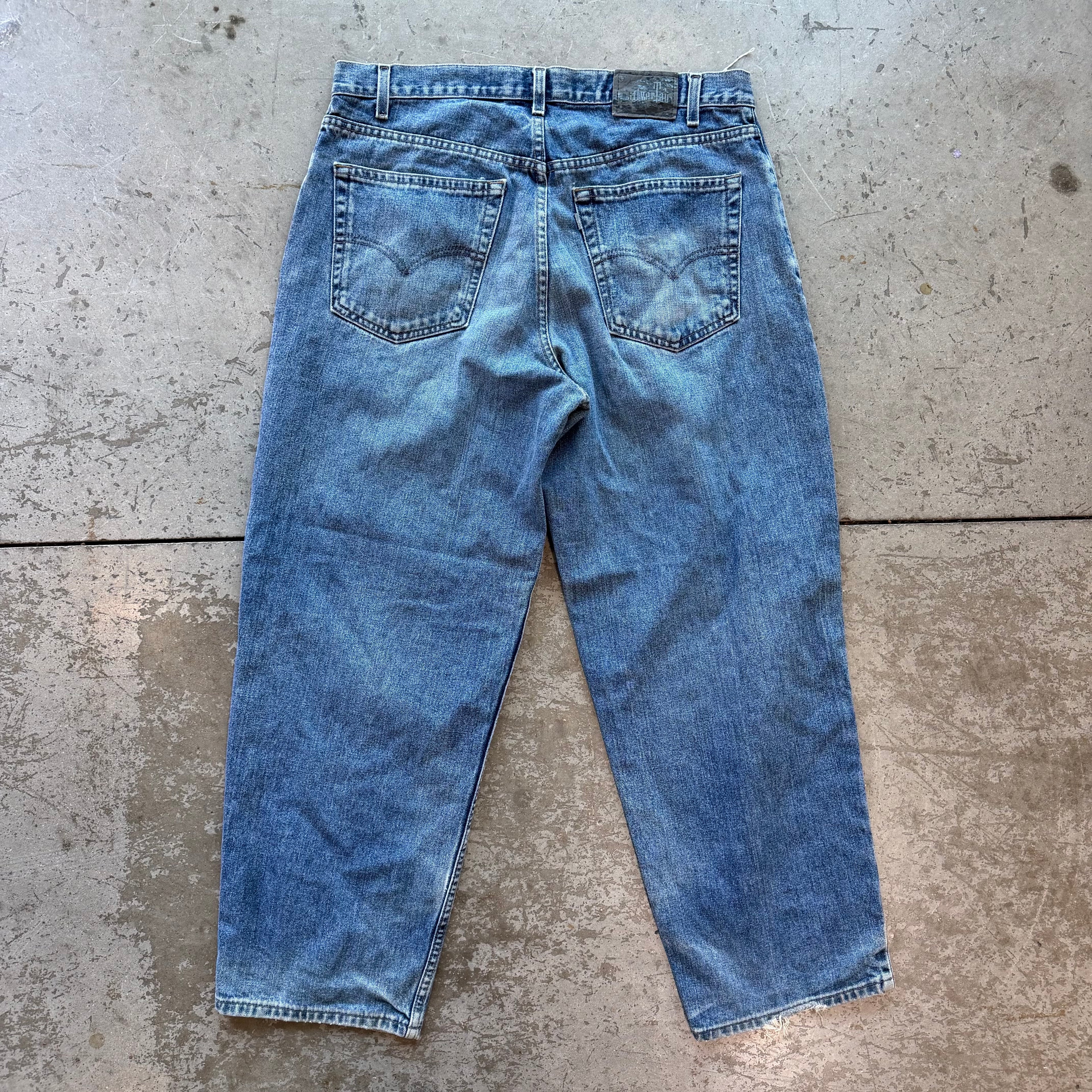 36x30 00s Levi’s Baggy Silvertabs