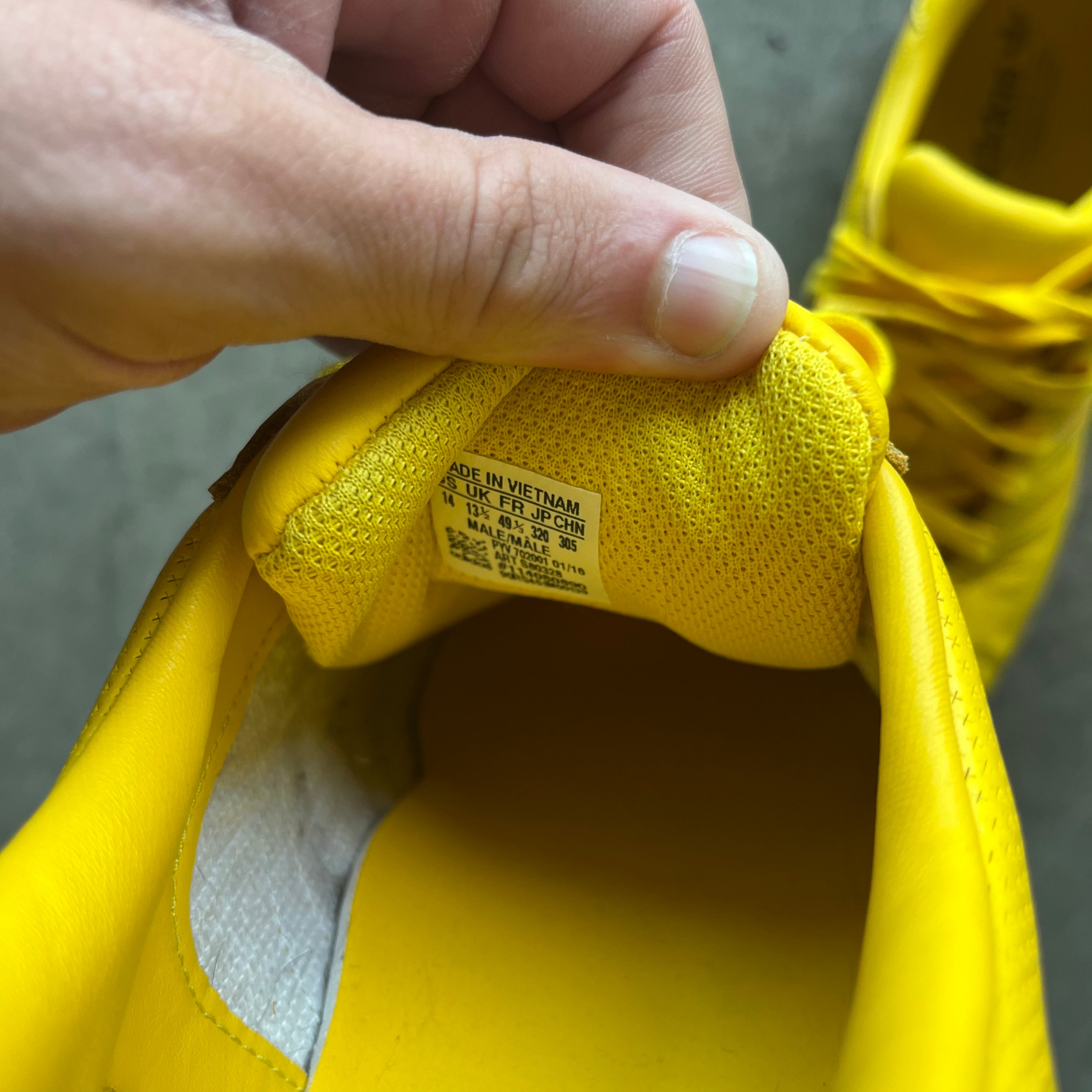14 Used Adidas Superstar Adicolor Yellow