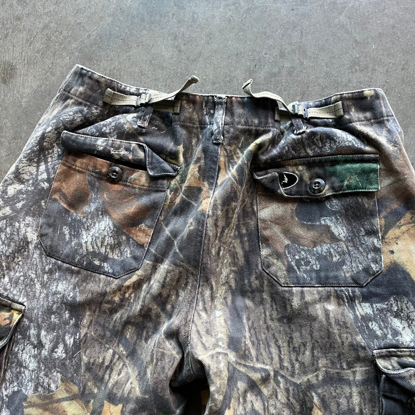 36x34 00s Camo Pants