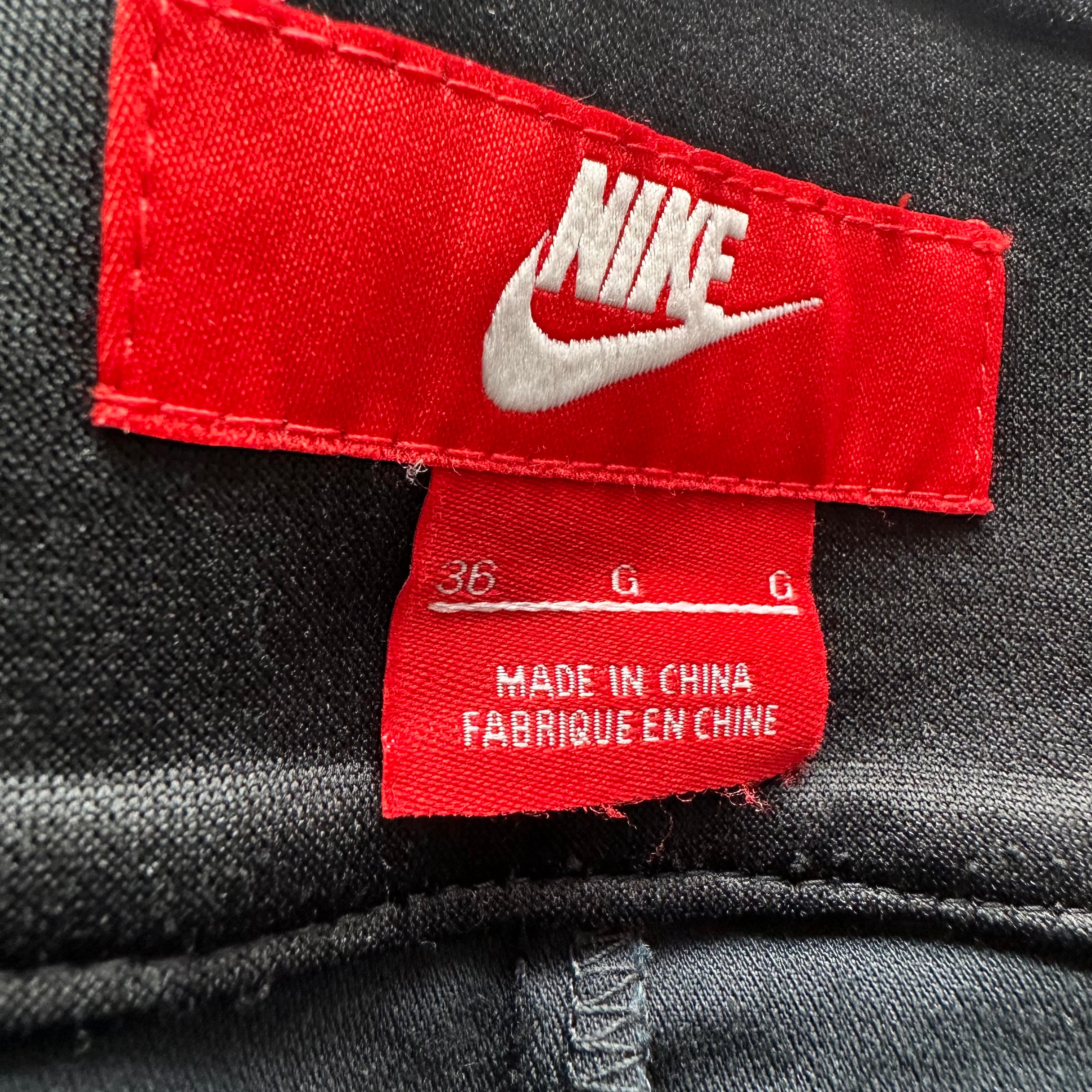 36w 00s Nike Skate Pants