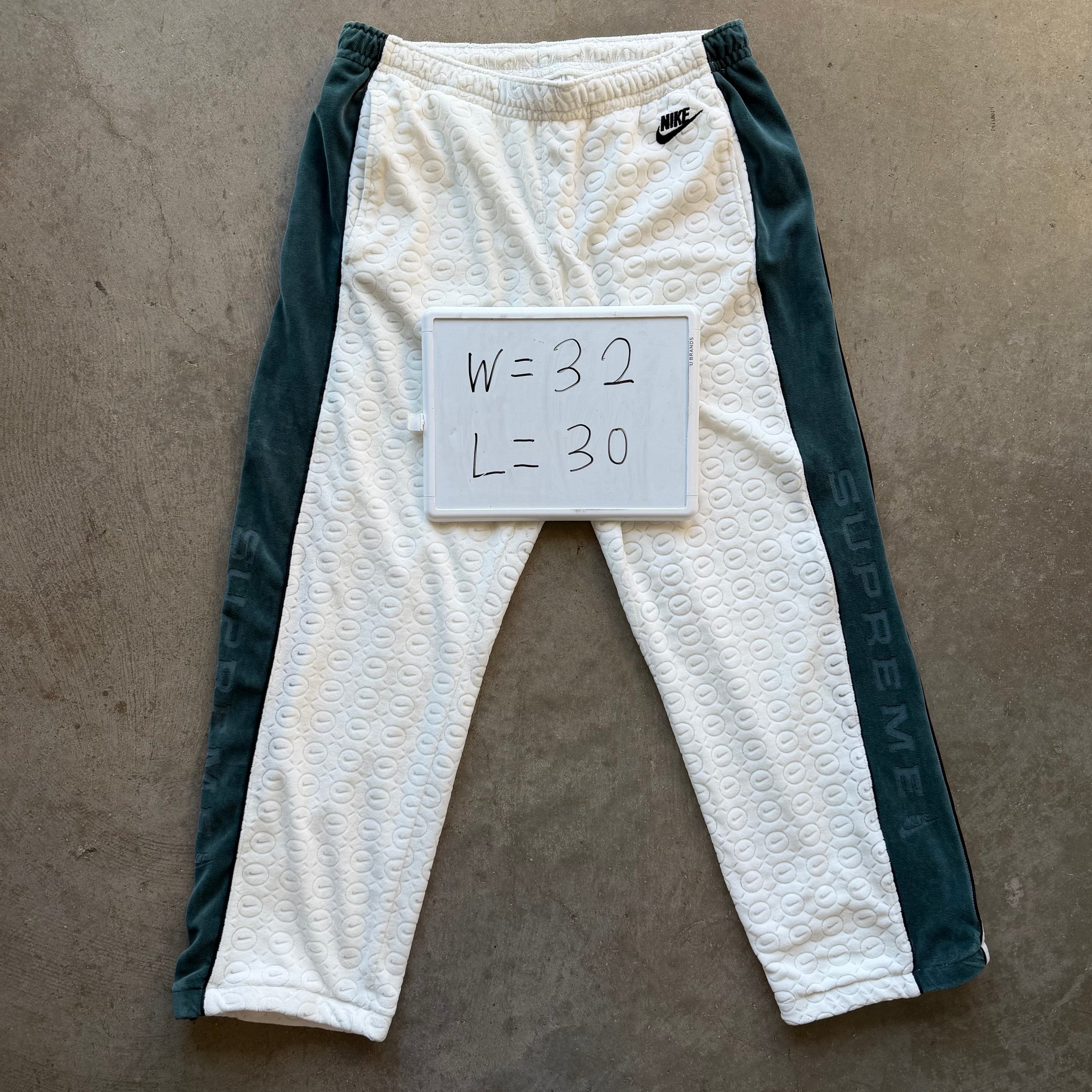 M Supreme Fleece Nike Pants