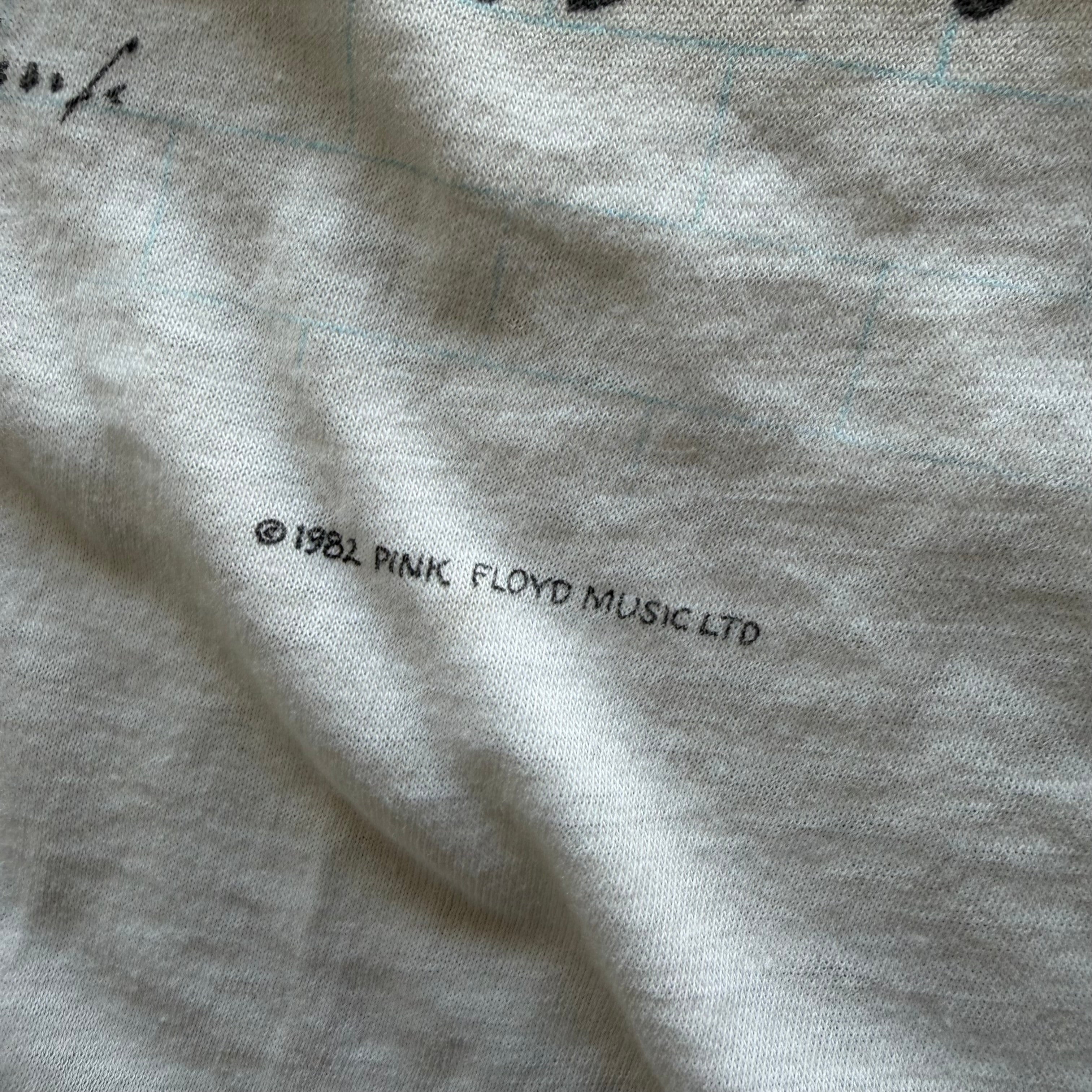 M 82 Pink Floyd The Wall Baseball Tee