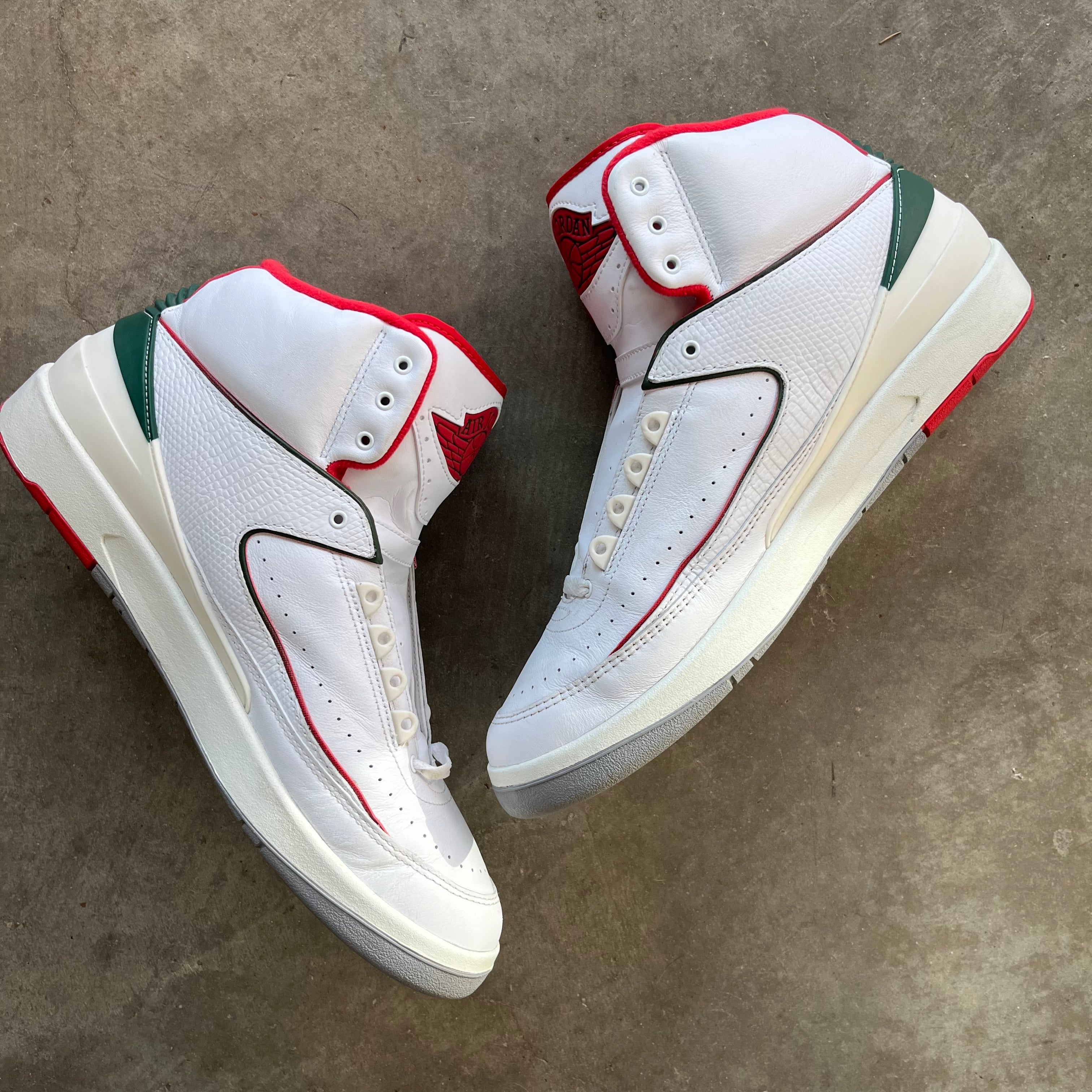 14 Used Jordan 2 Retro Italy