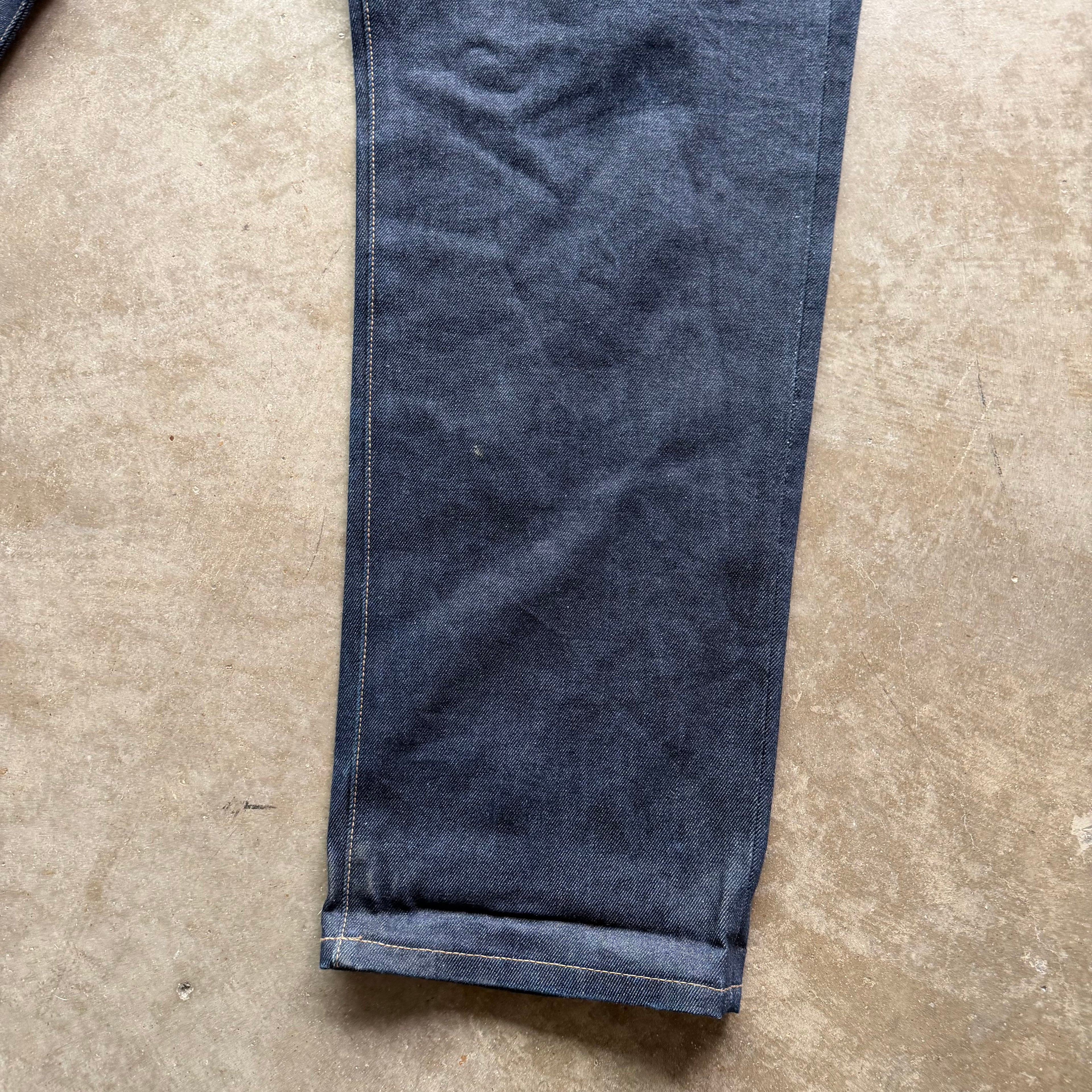 42x33 Y2K Girbaud Jeans