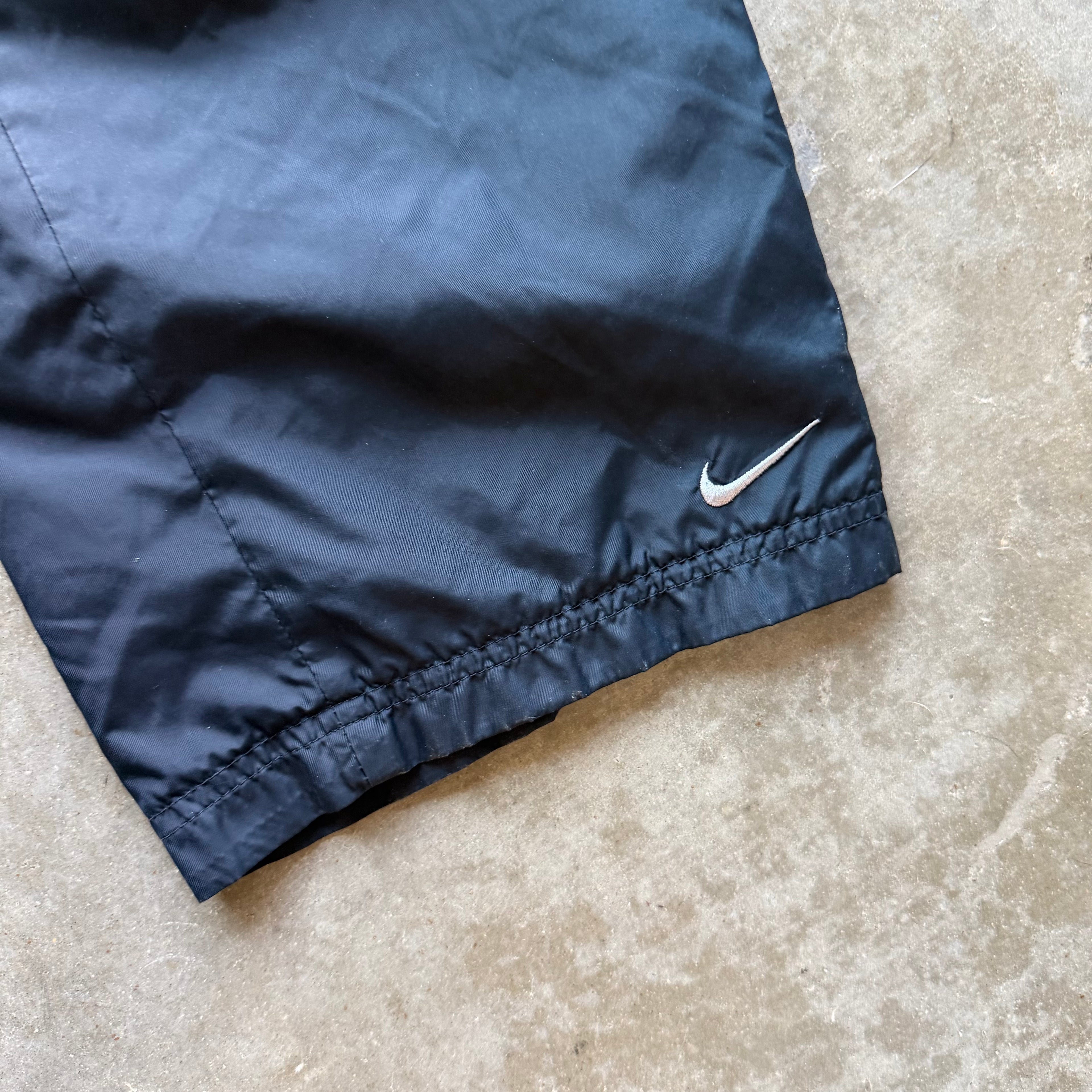 M 00s Nike Track Pants