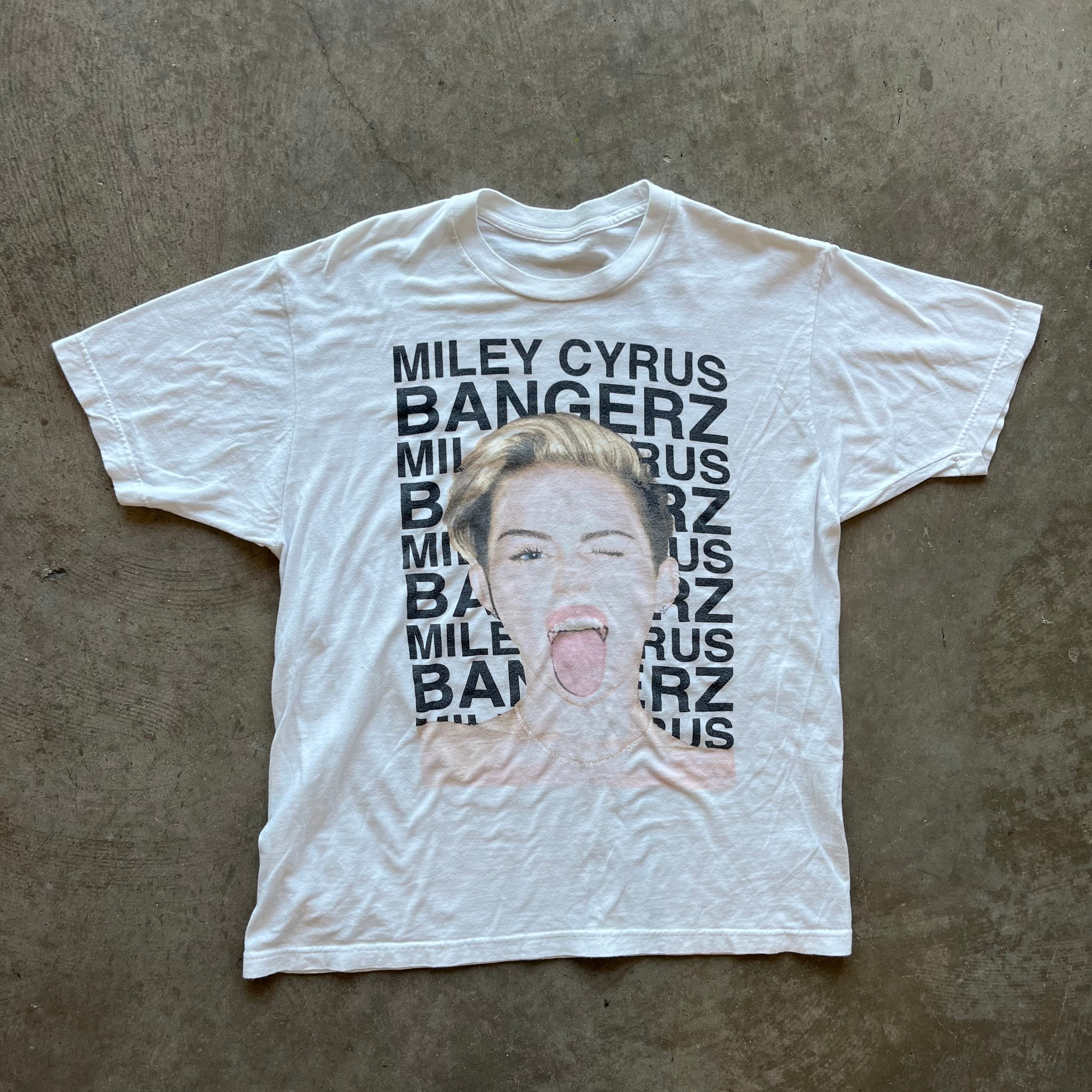 L 2014 Miley Cyrus Tee