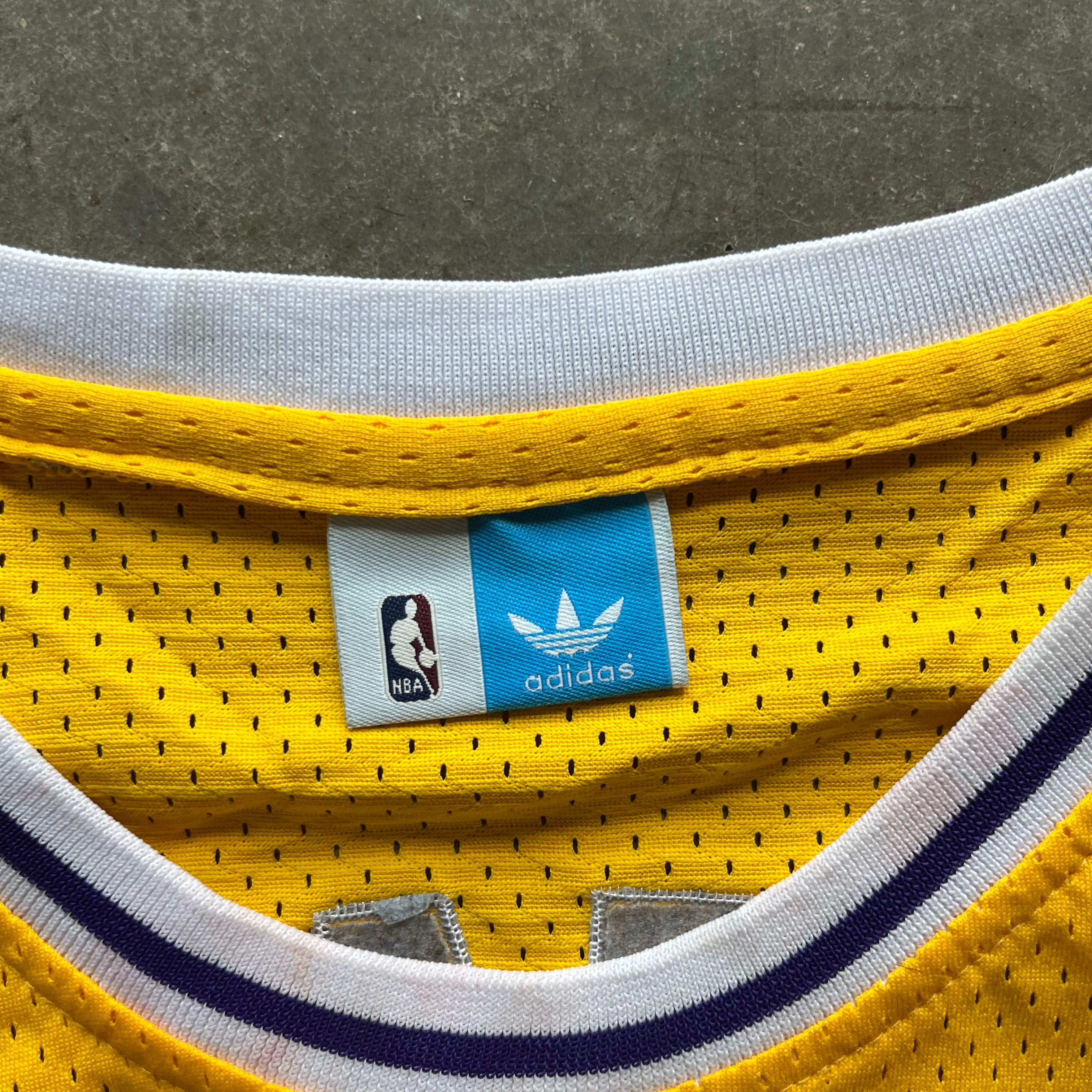 XXL Kobe Lakers Jersey
