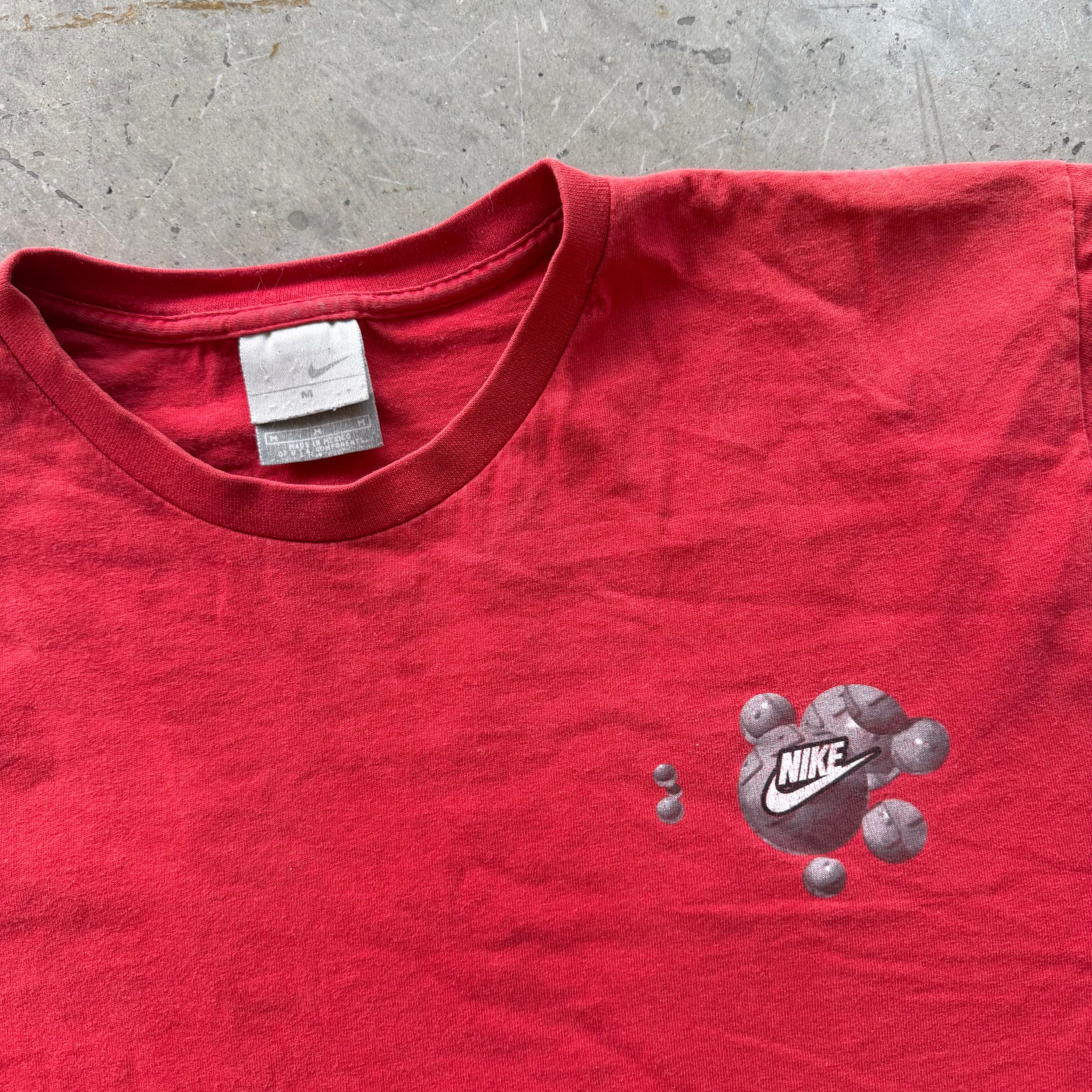 M 00s Red Nike Tee