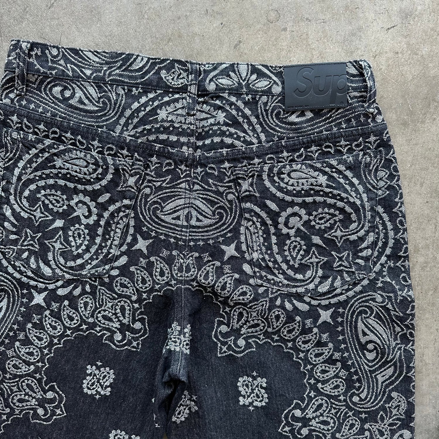 34w New Supreme Jacquard Paisley Pants