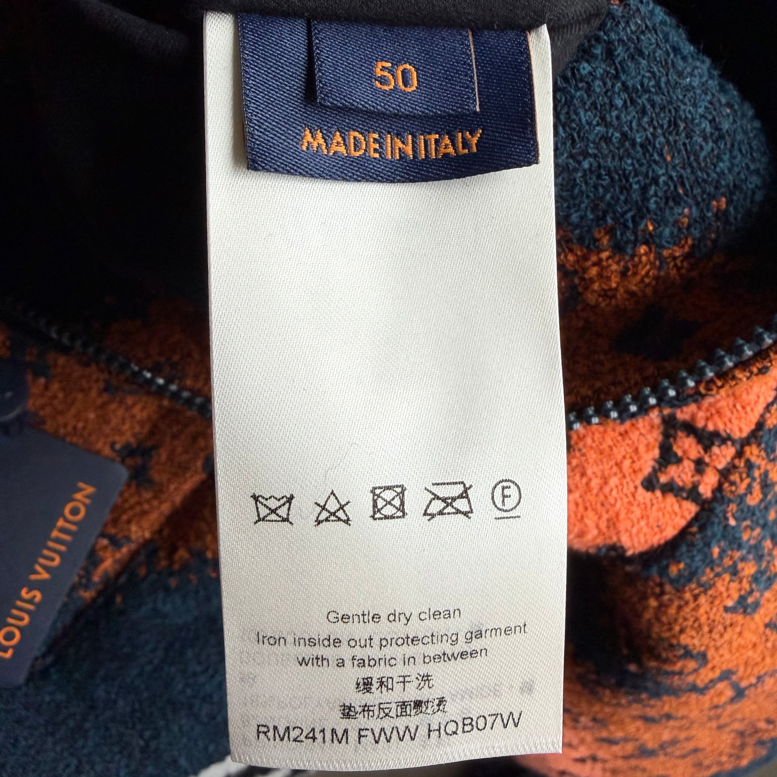 L Louis Vuitton Monogram Globe Fleece SS24