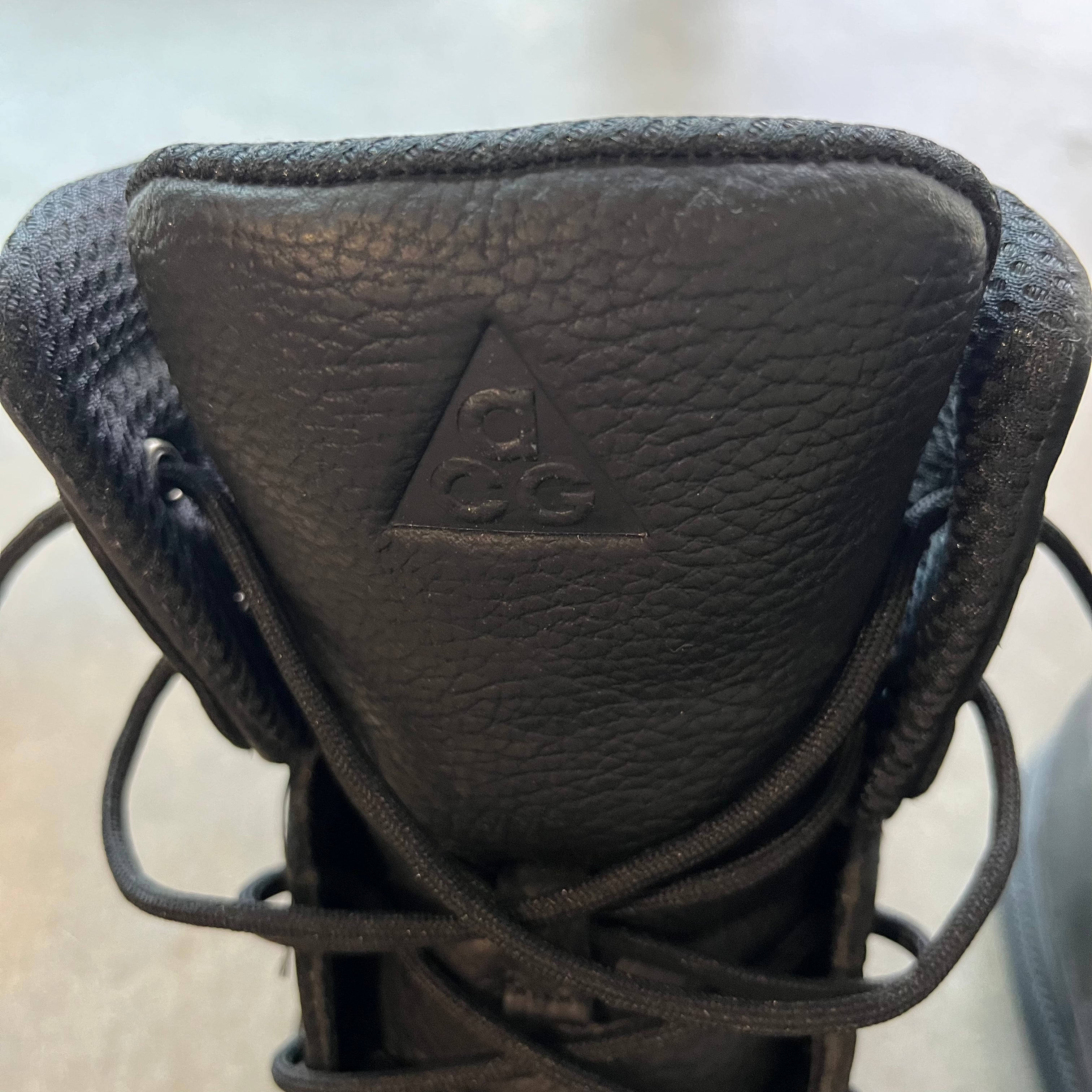 13 Used Nike ACG Boot