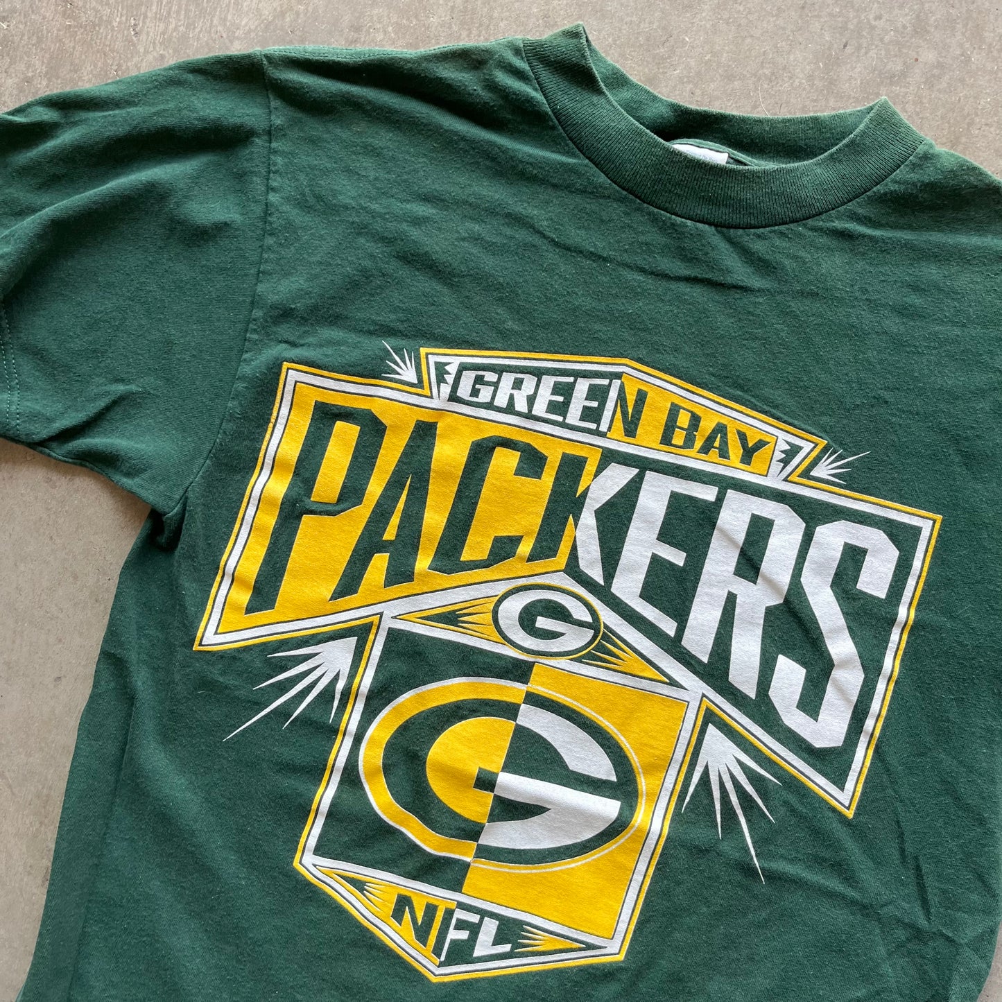 M 90s Packers Tee