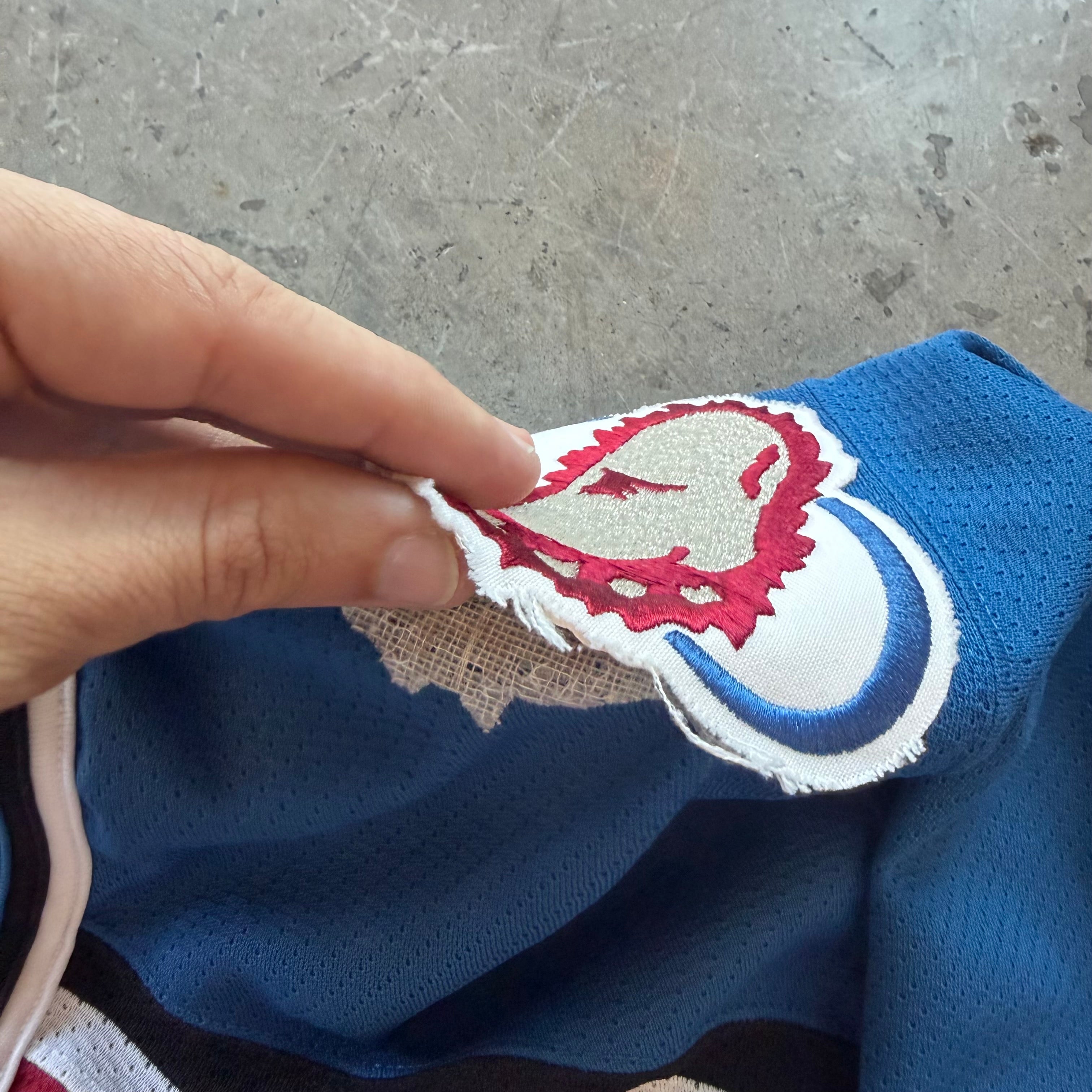M 90s Colorado Avalanche Hockey Jersey