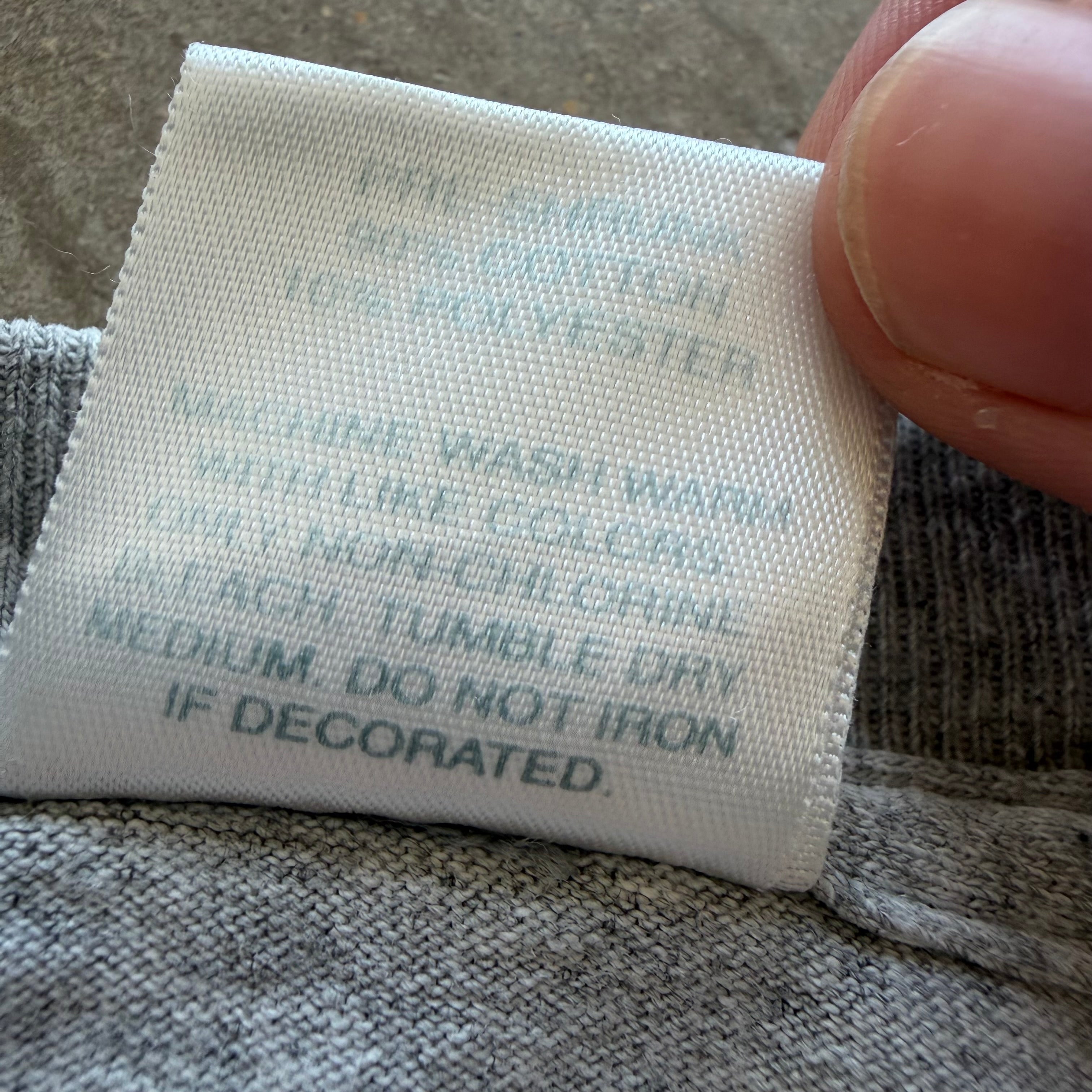 L 04 Supreme Gucci Box Logo Grey