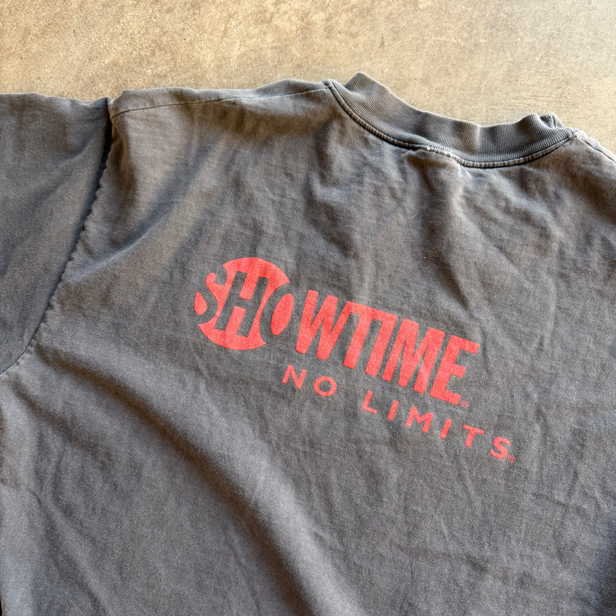 XL 90s Showtime No Limits Tee