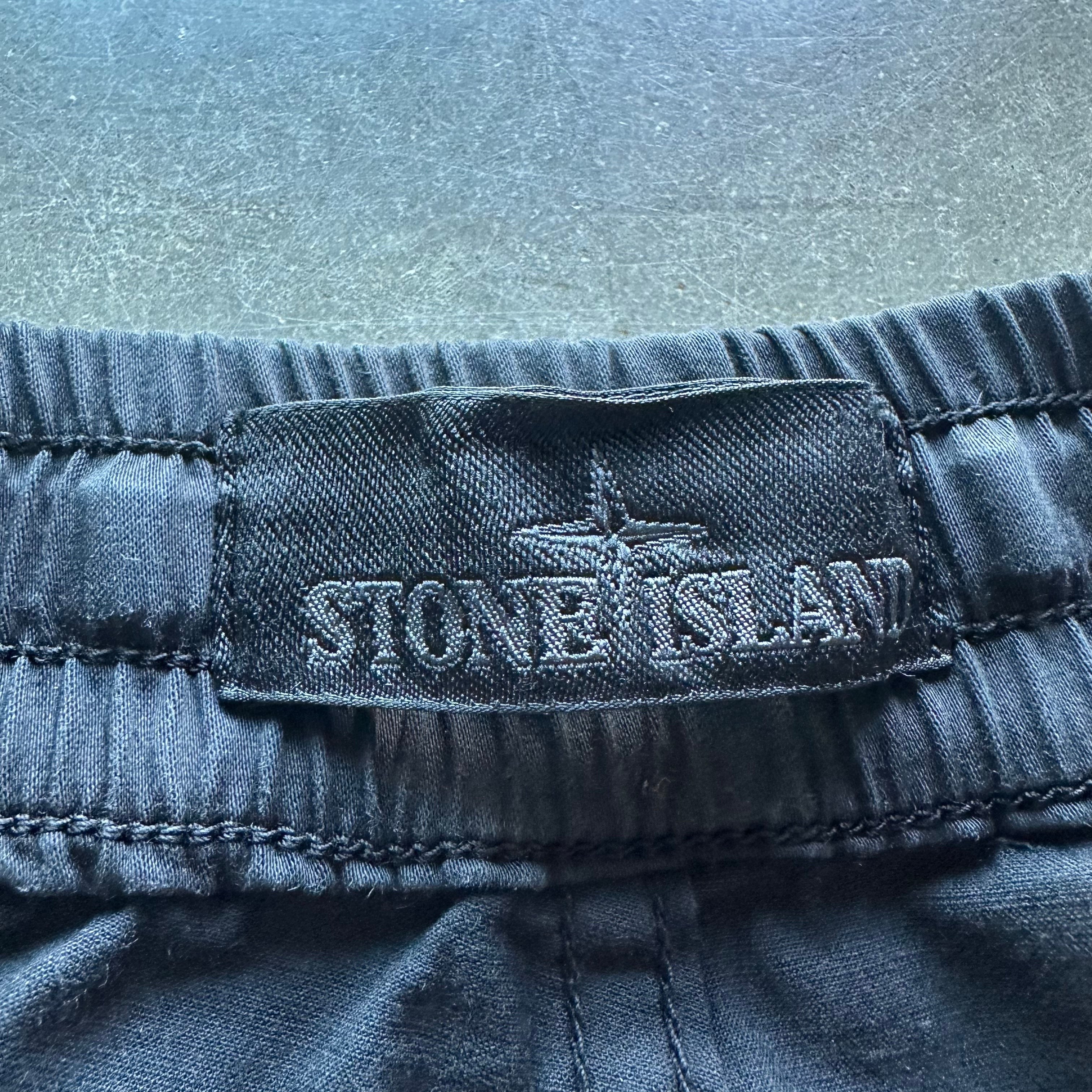 31w Patchless Stone Island Shorts