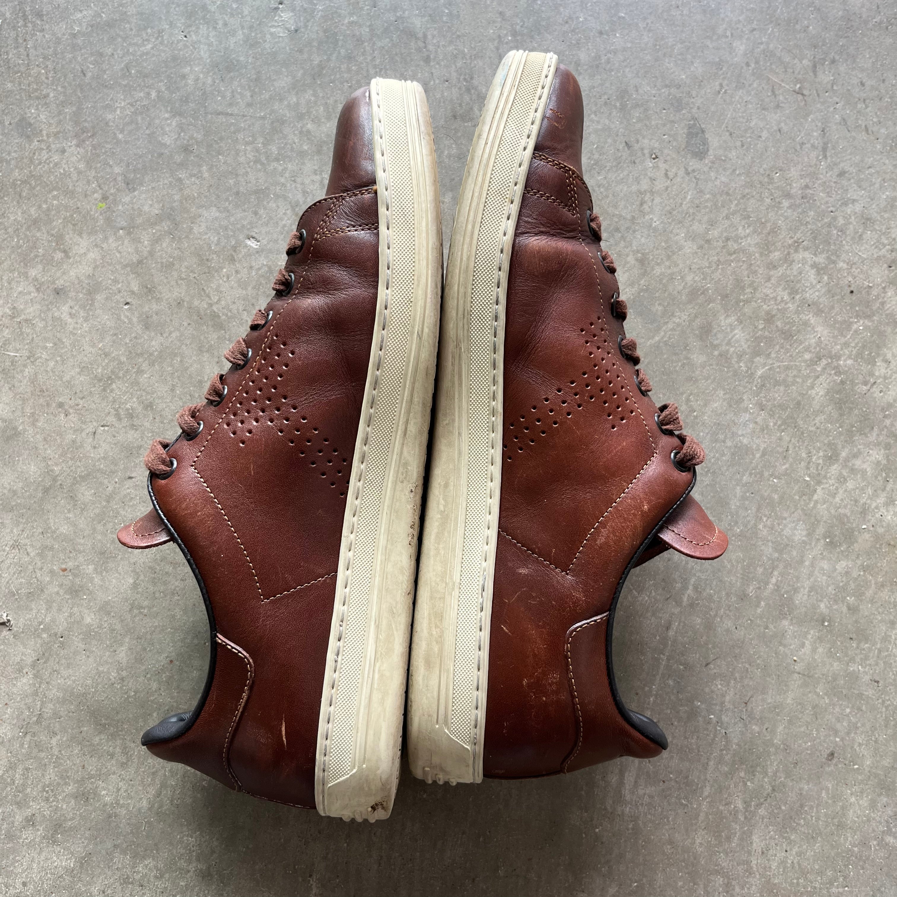 10 Used Tom Ford Warwick Burnished Leather Sneaker