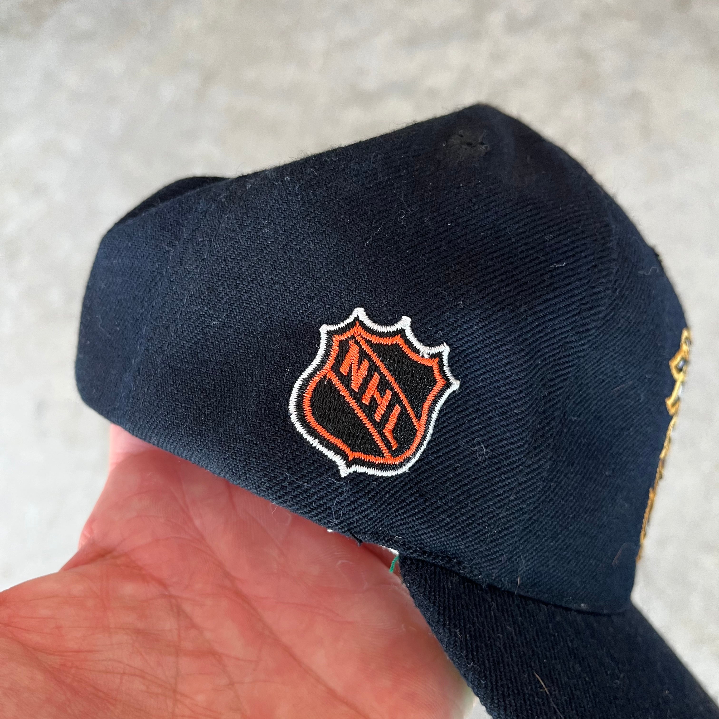90s Calgary Flames Sports Specialties Snapback