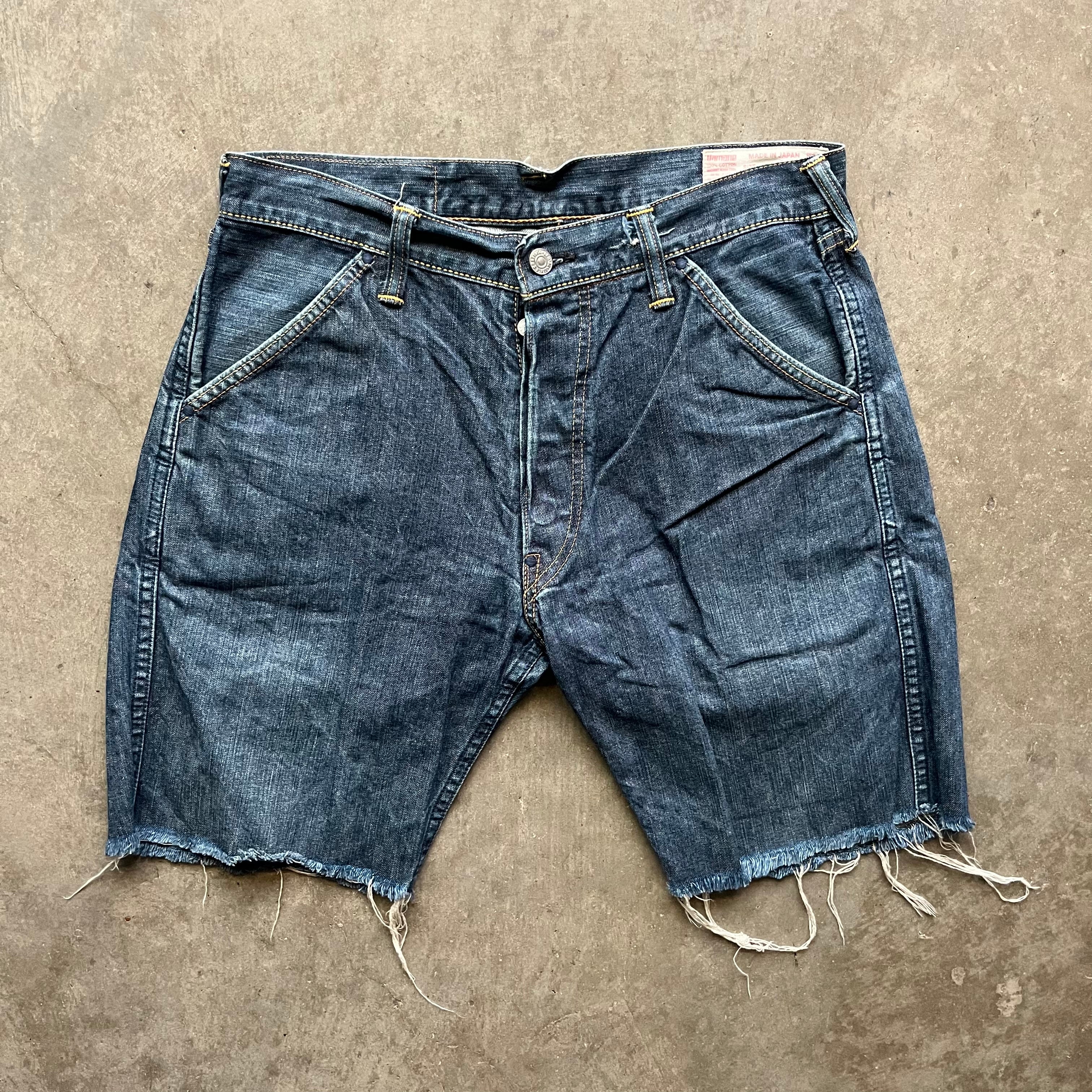 32w Bear Evisu Shorts