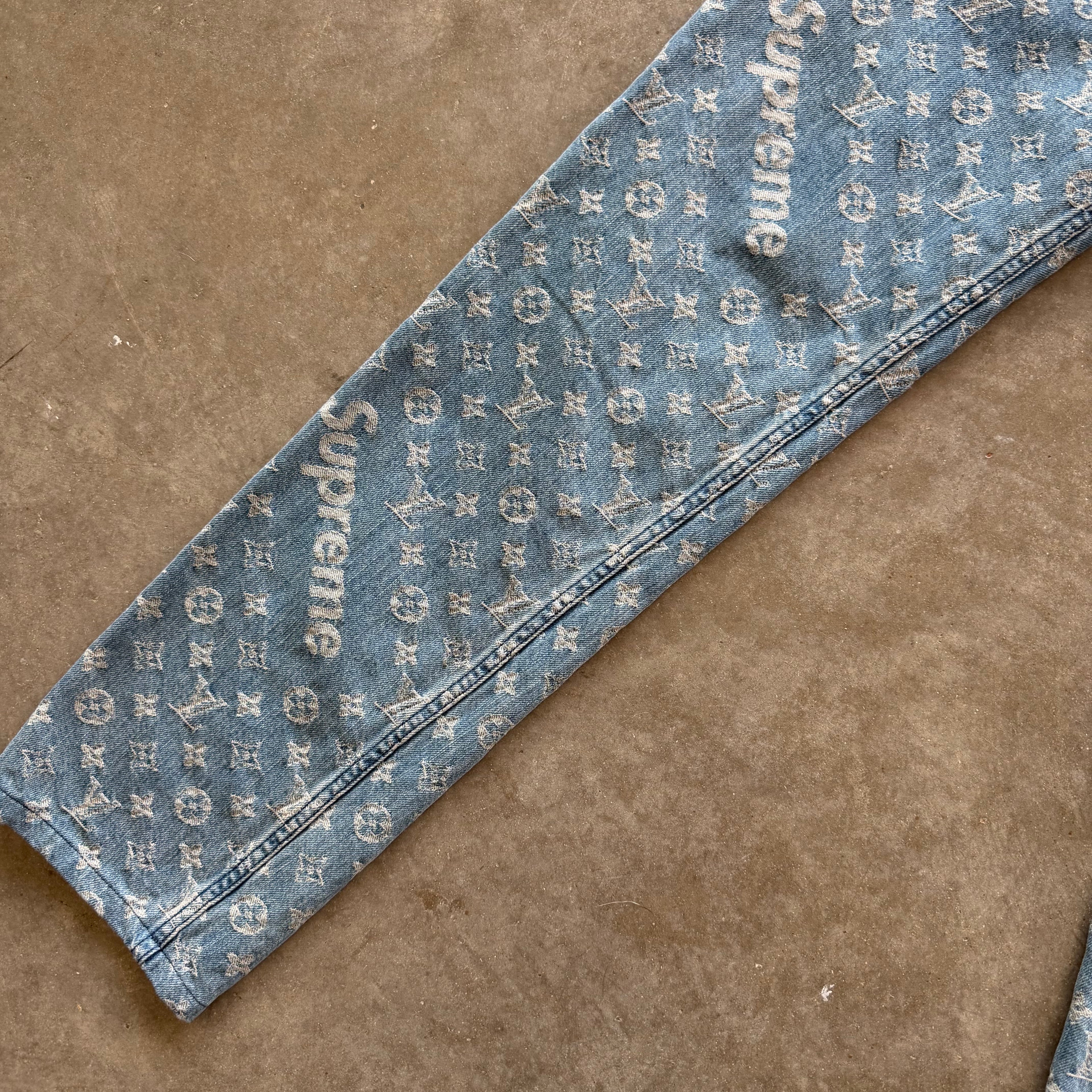 33x32 Louis Vuitton x Supreme Jacquard Denim