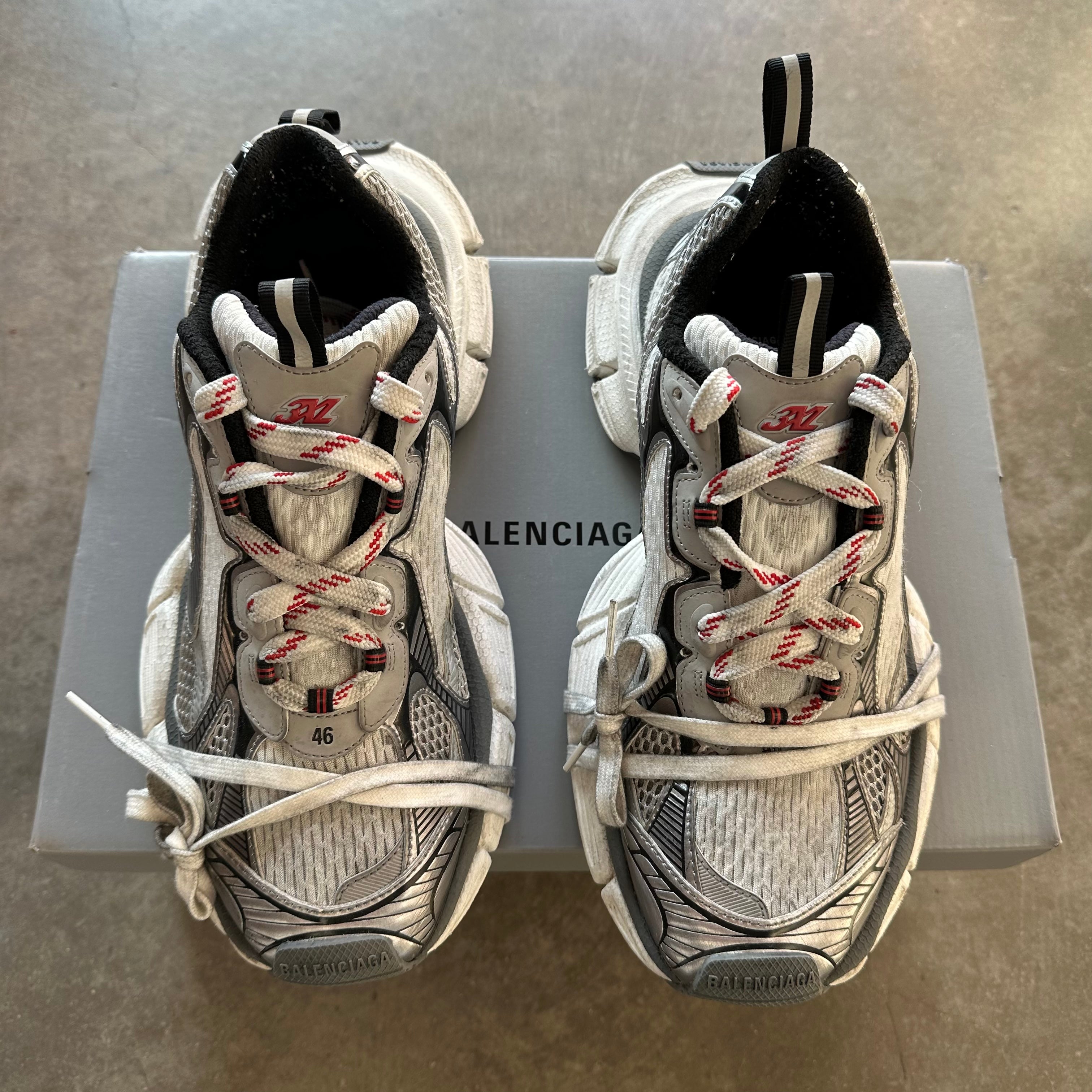 46 Used Balenciaga 3XL Red/Grey