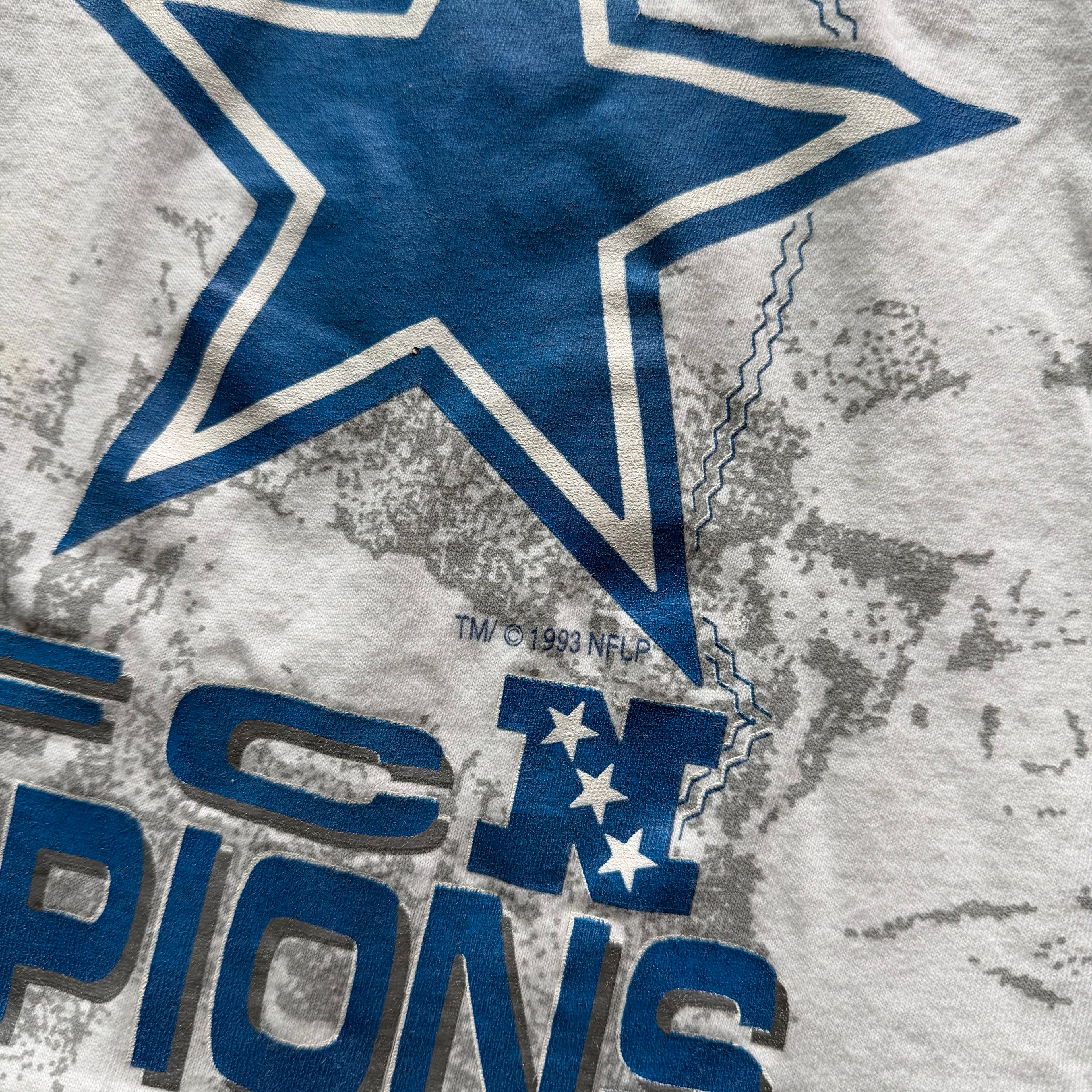 L 93 AOP Cowboys Tee