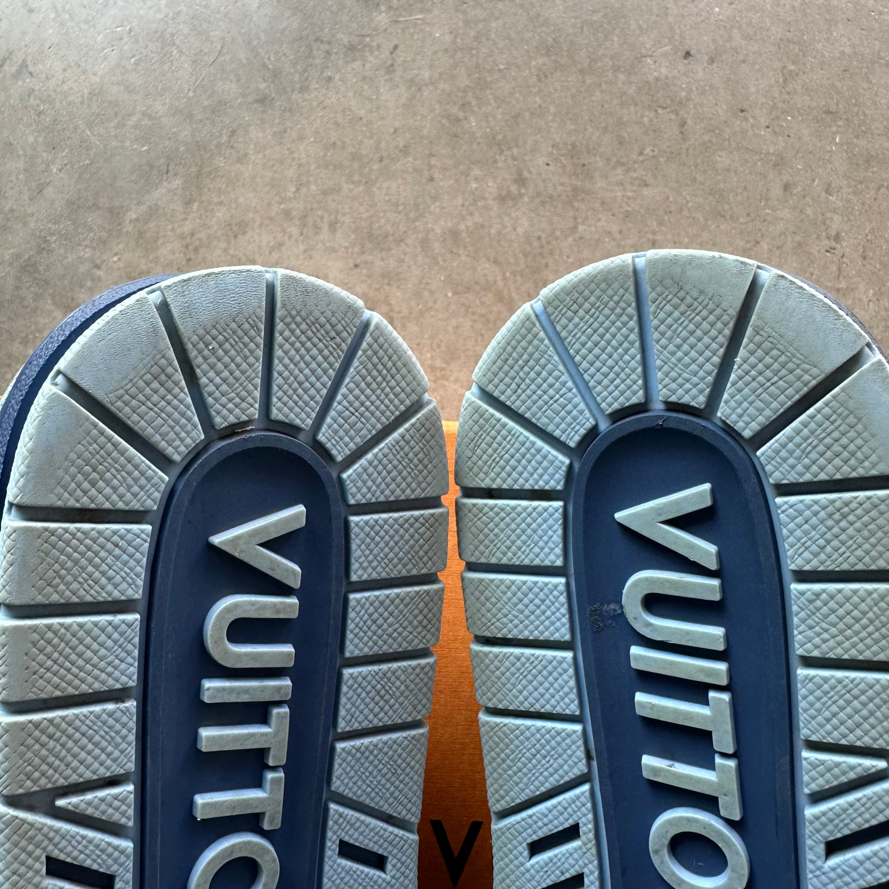 10.5 Used LV Trainer Blue Denim
