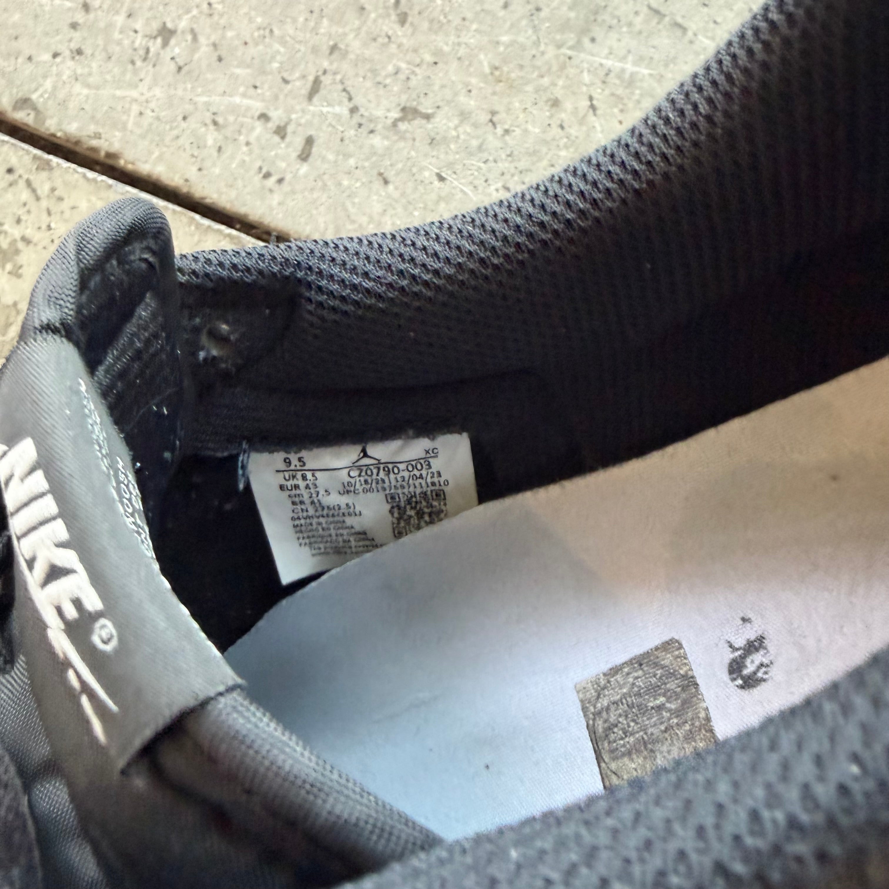 9.5 Used Jordan 1 Low Shadow