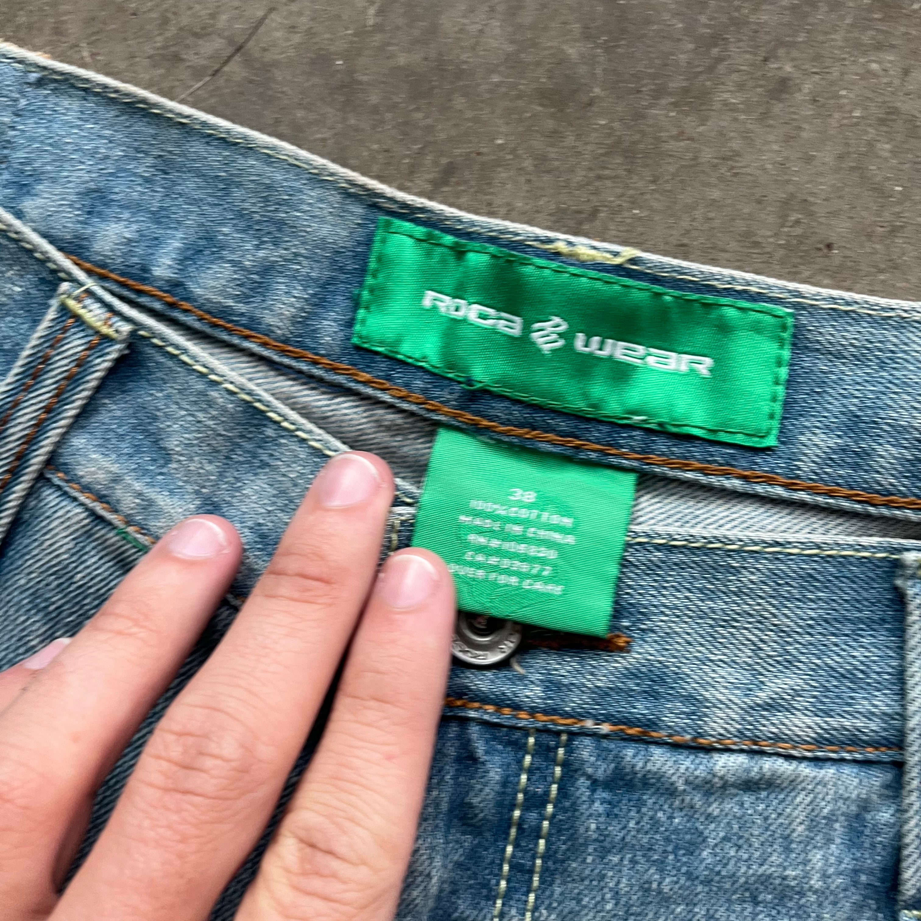 38w Y2K Roca Wear Jorts