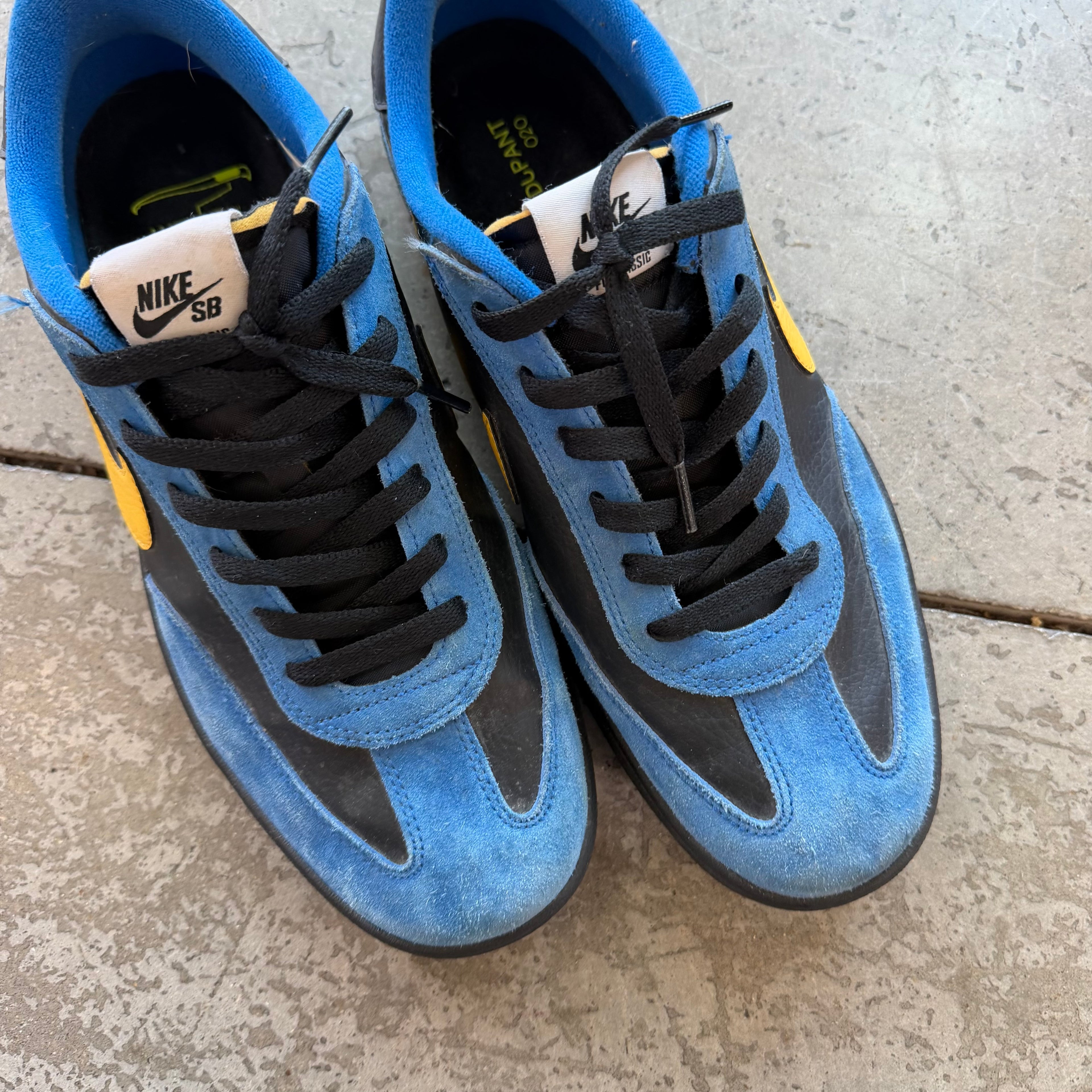 11 Used Nike FC Classic