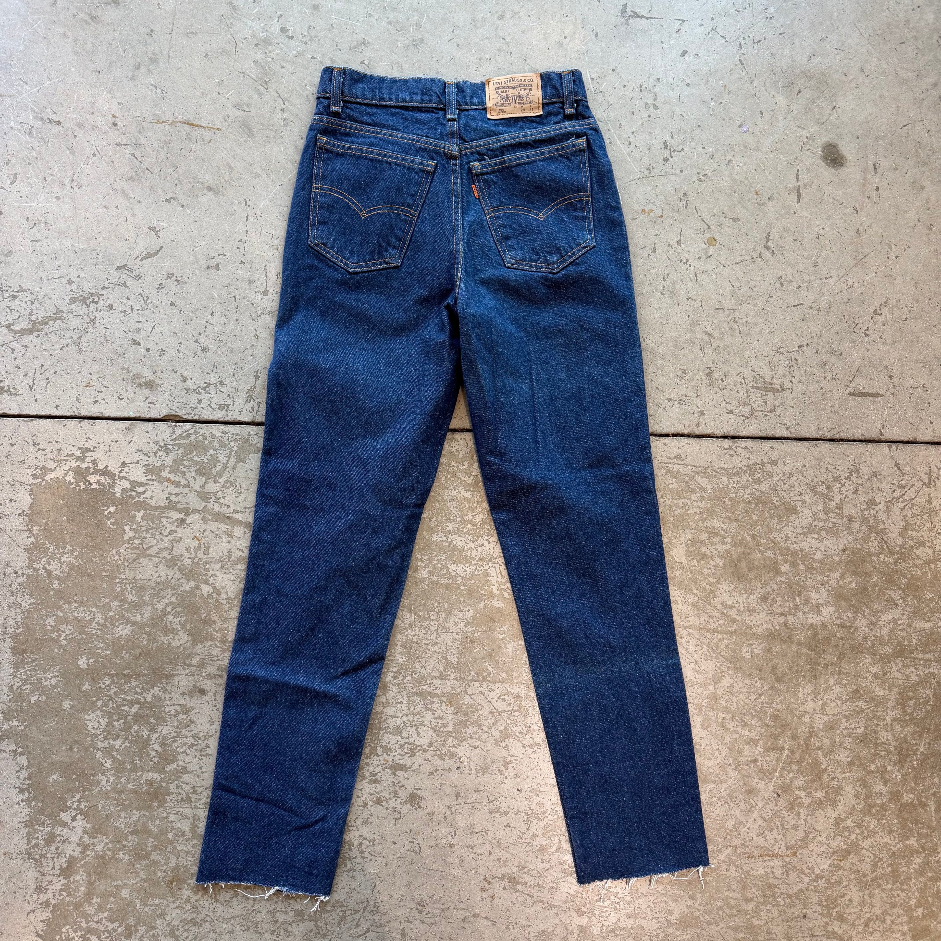 29x34 90s Orange Tab Levi’s