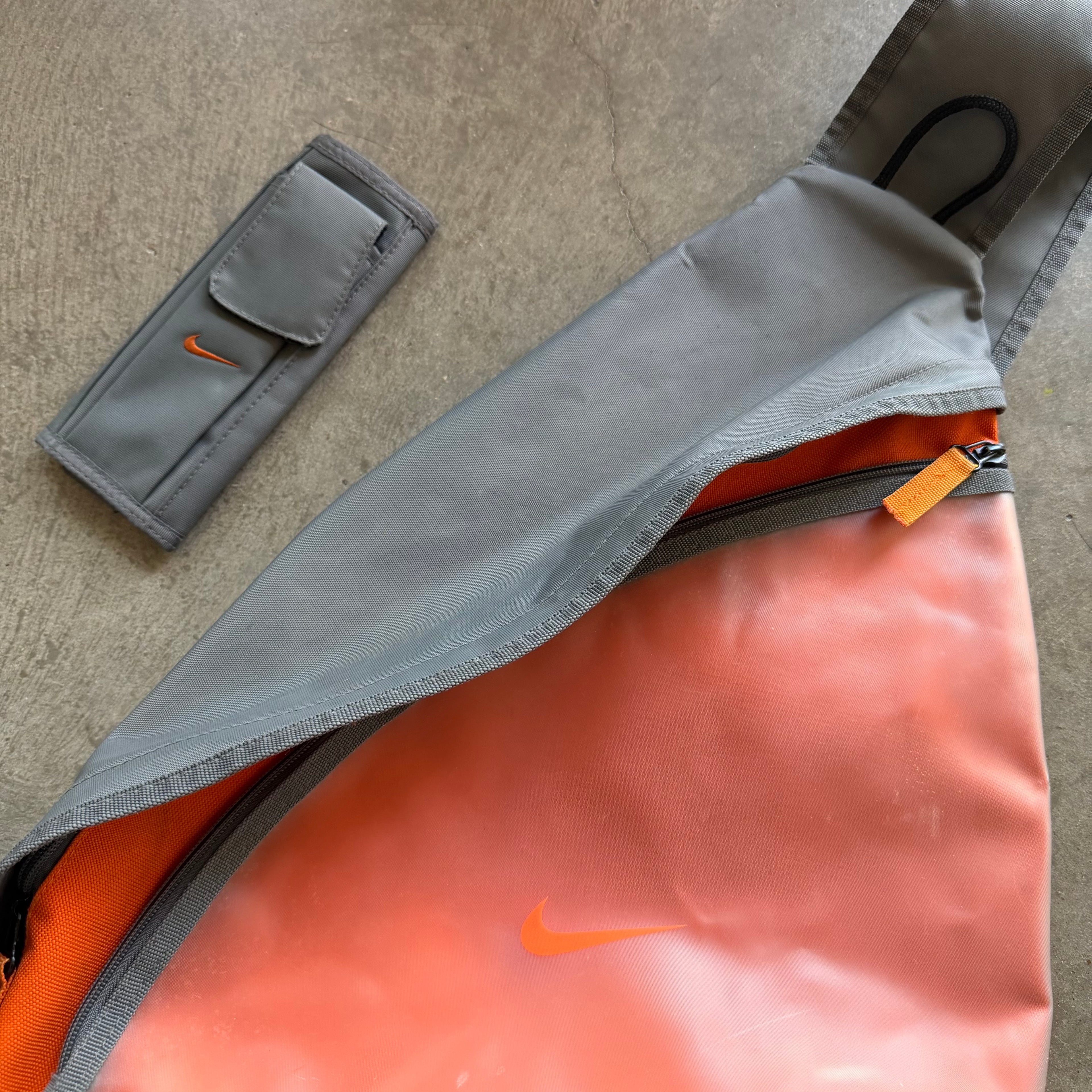 2000s Nike Crossbody Sling Bag Grey/Orange
