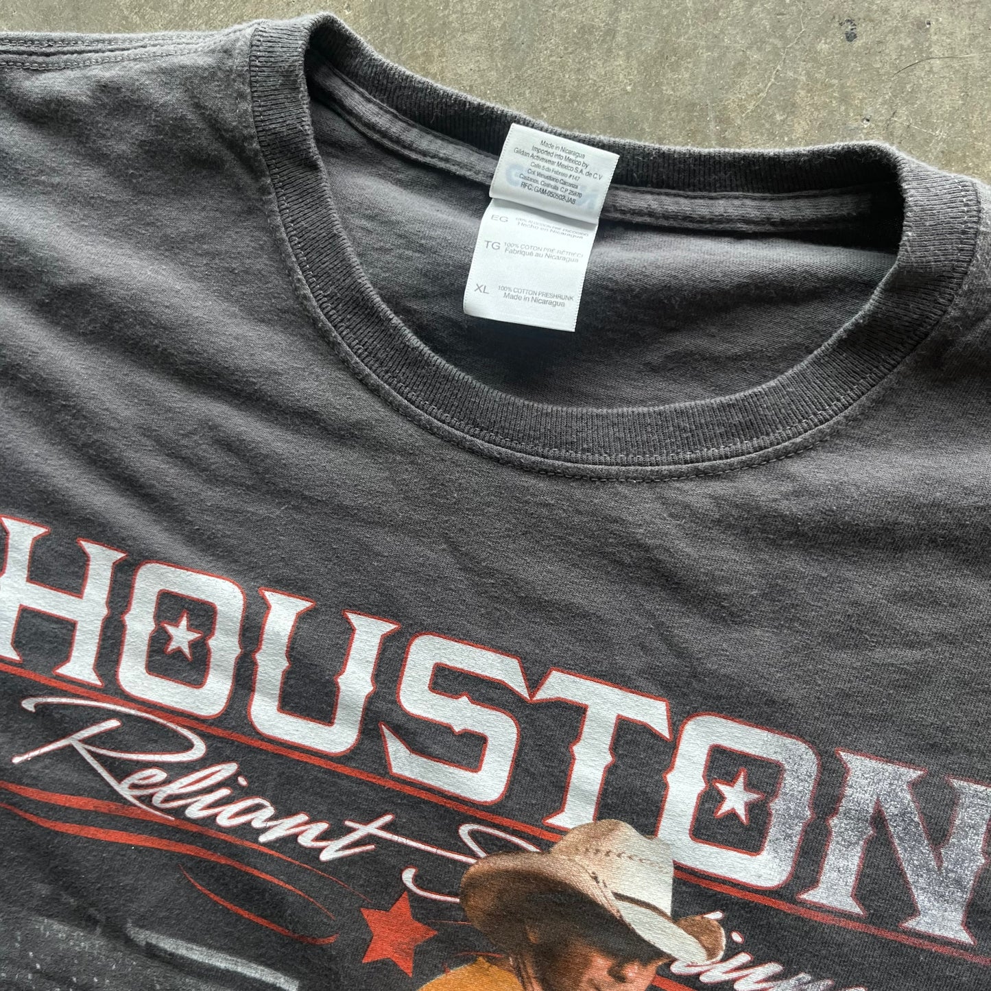 XL 2010 Houston Kenny Chesney Tee