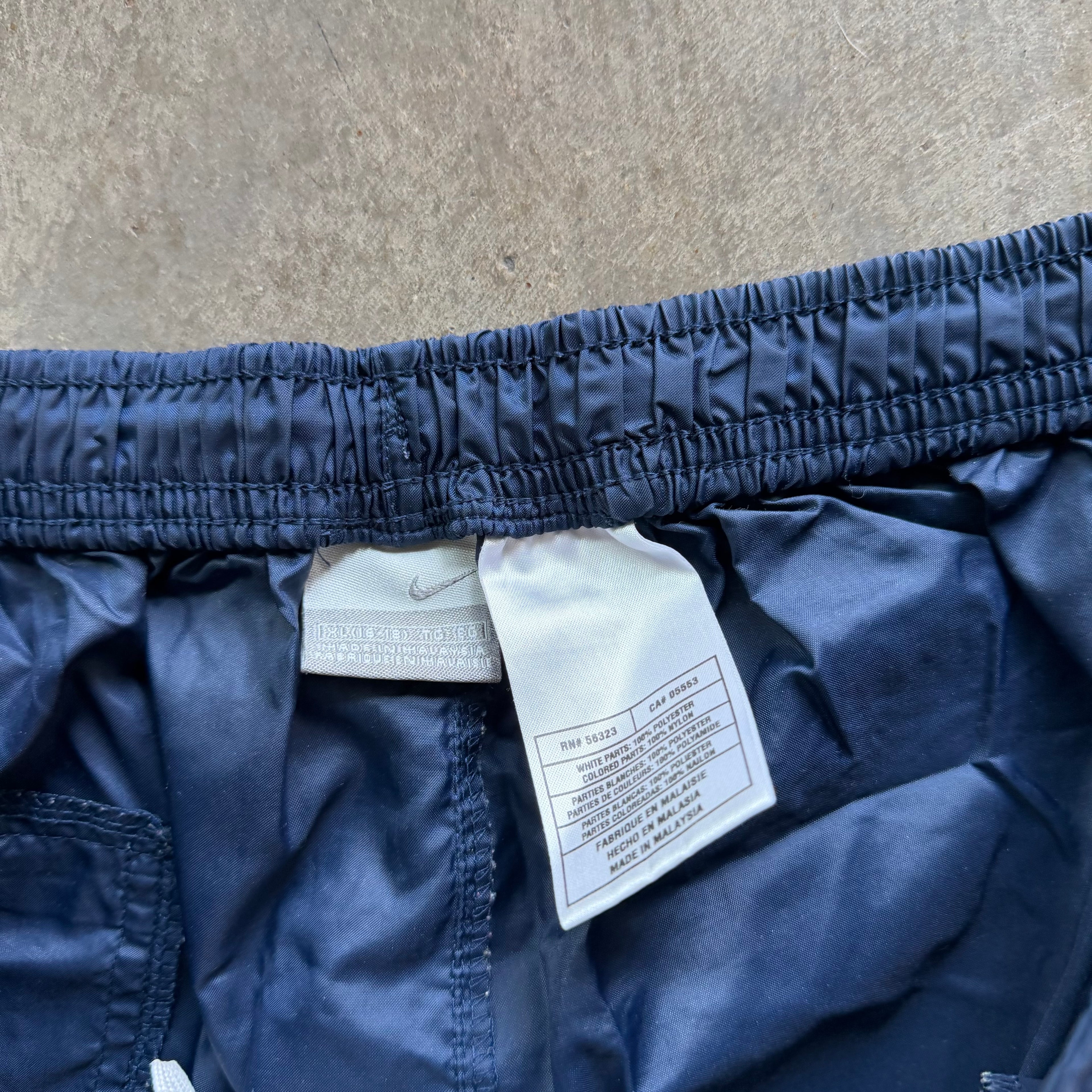 XL 00s Navy Nike Trackpants