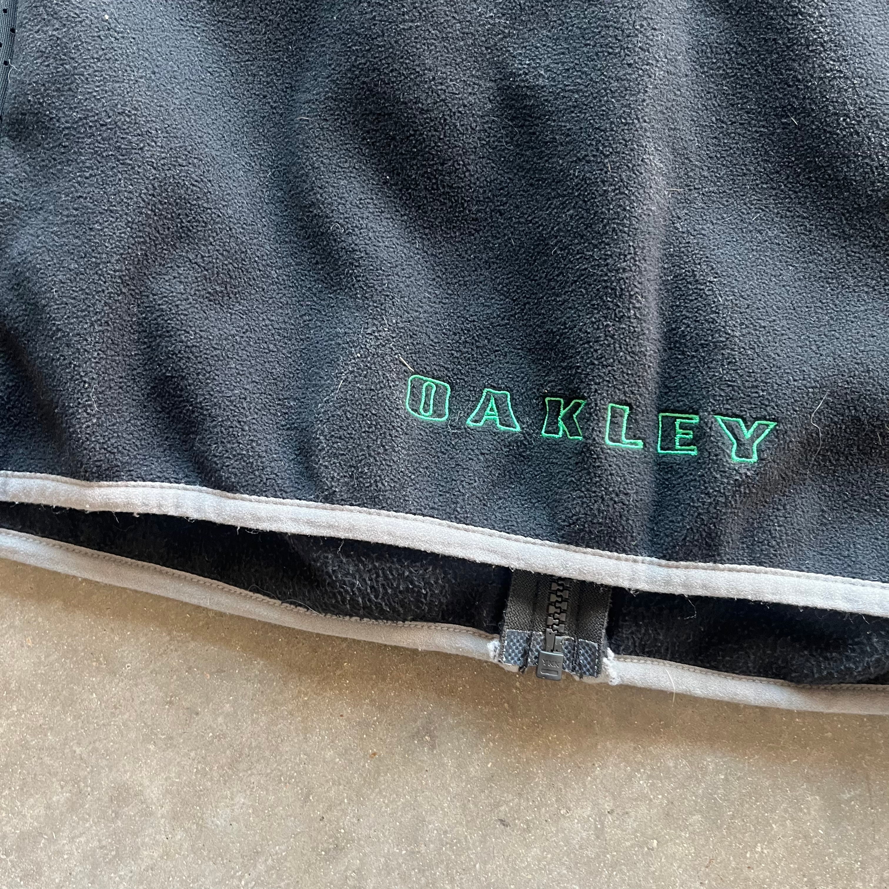 L Oakley Custom Vest