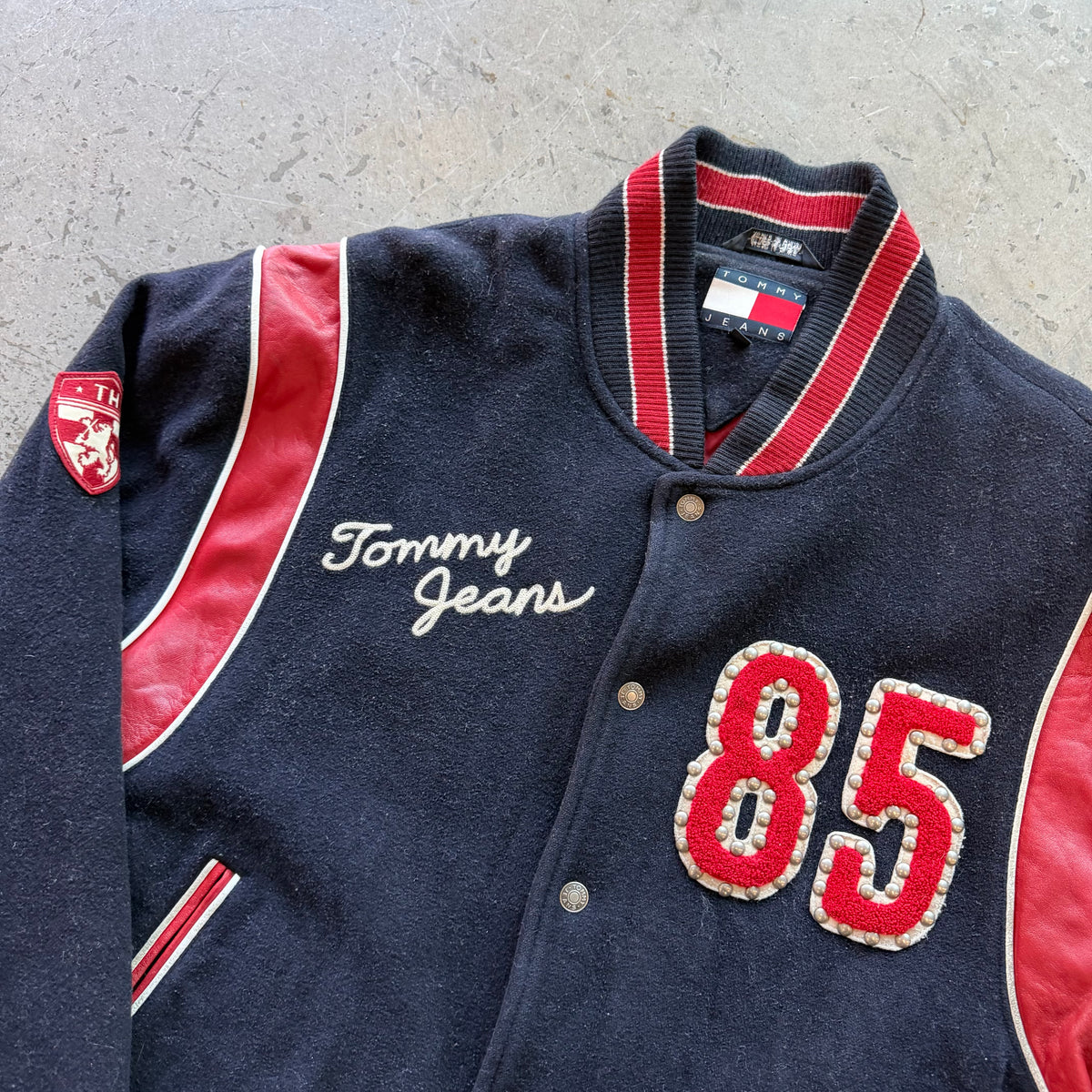 XL 00s Tommy Hilfiger Studded Bomber