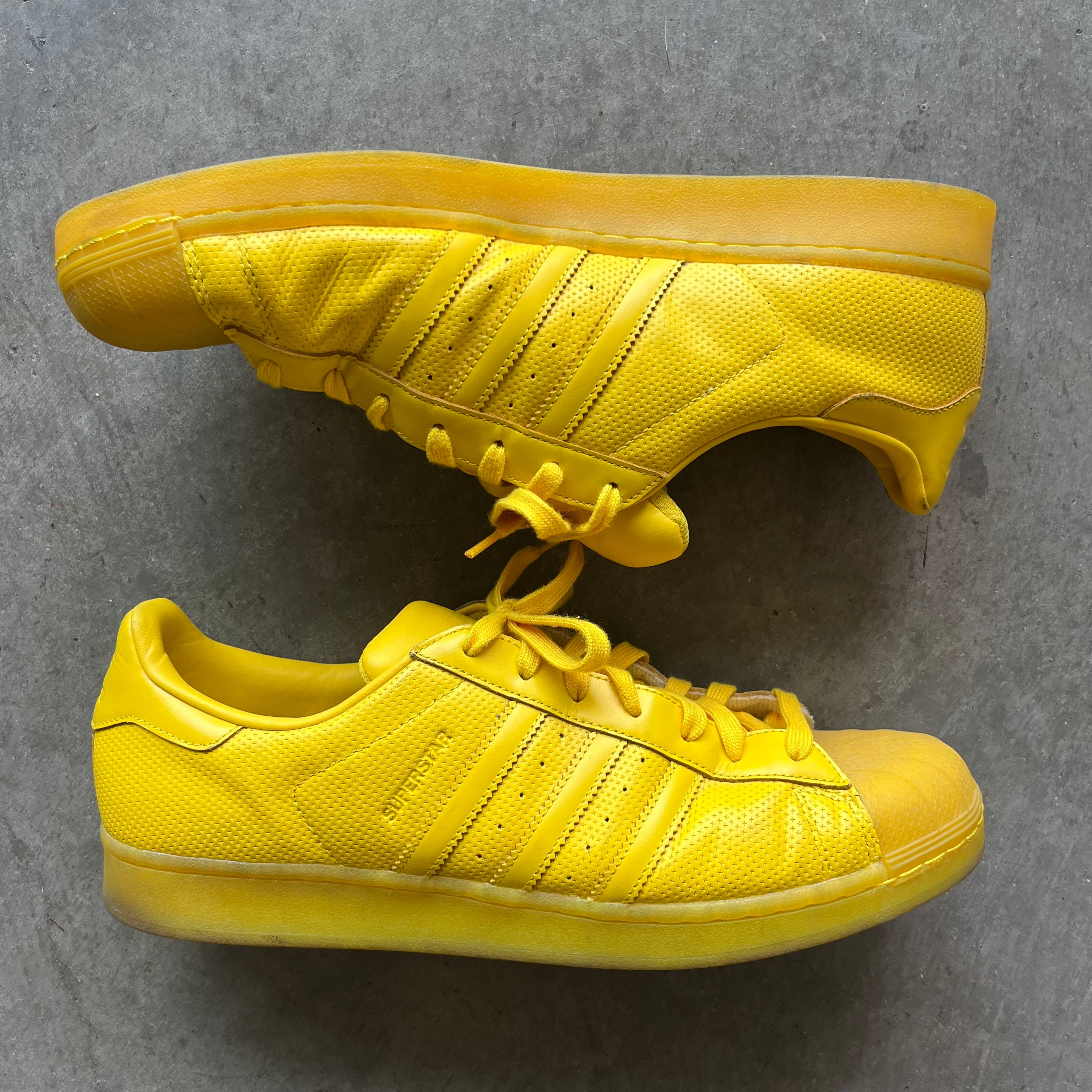 14 Used Adidas Superstar Adicolor Yellow
