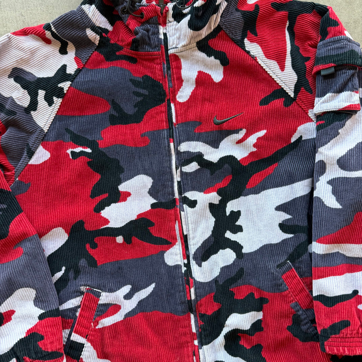 L Nike x Supreme Red Camo Corduroy Jacket