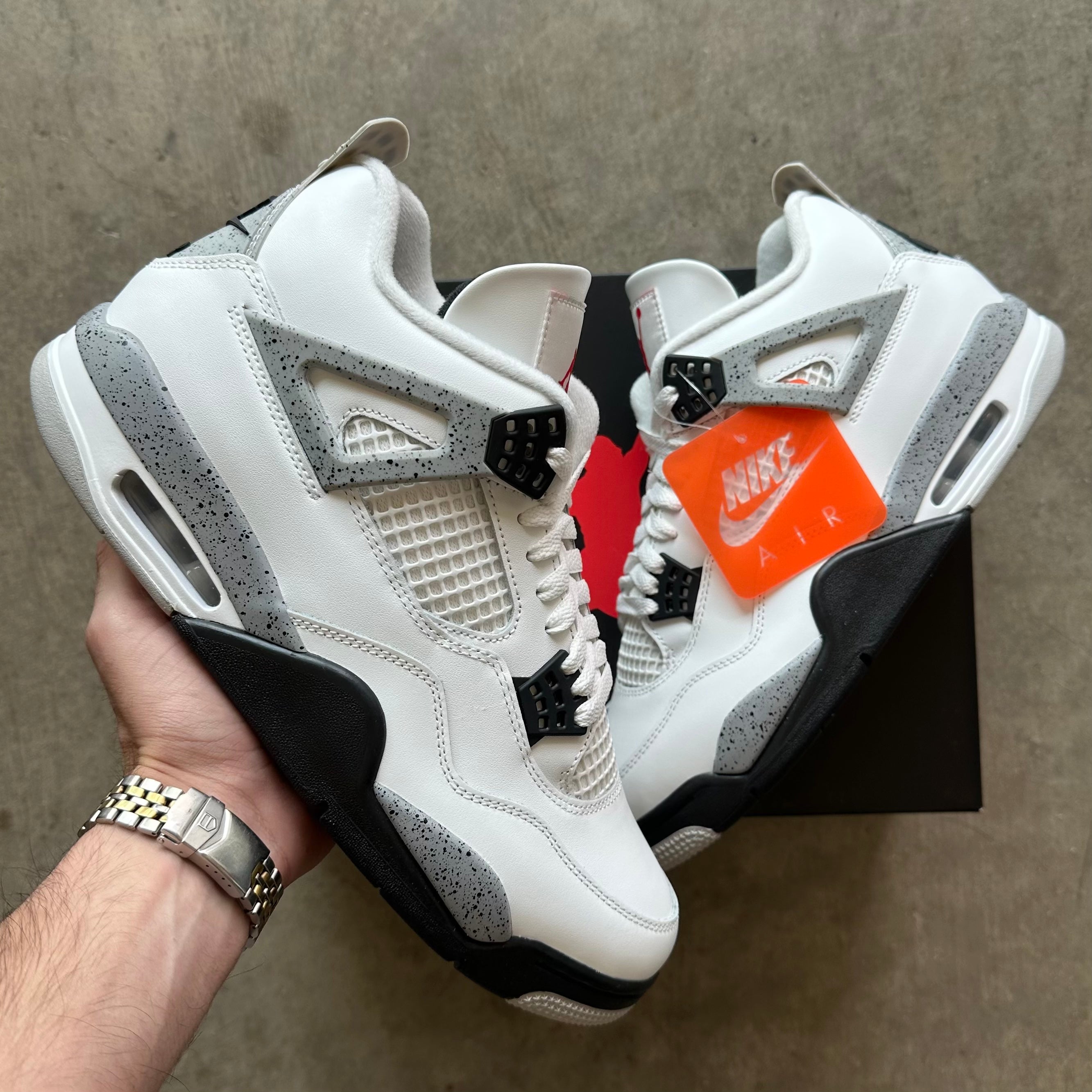 10.5 Jordan 4 White Cement