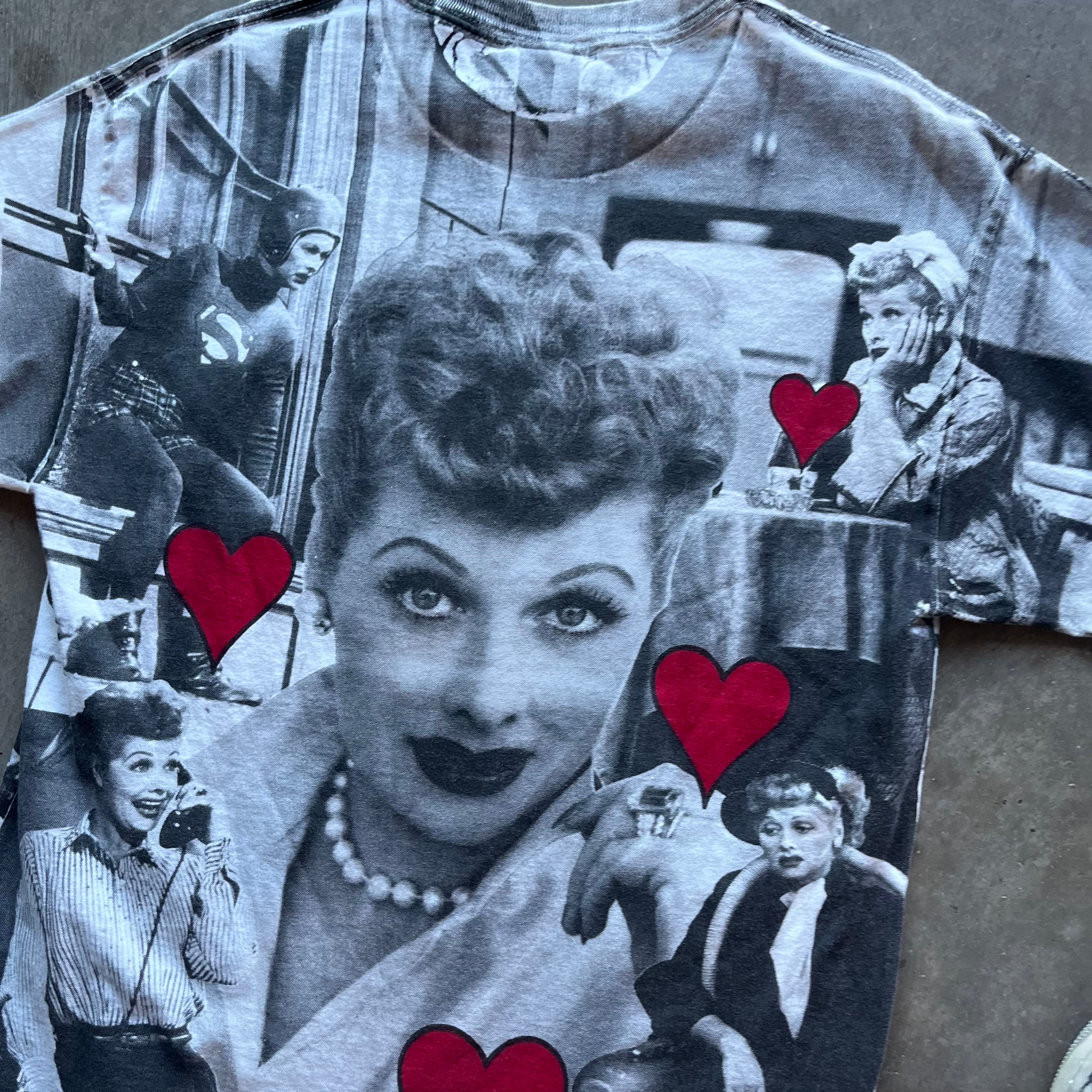 L 90s I Love Lucy Tee