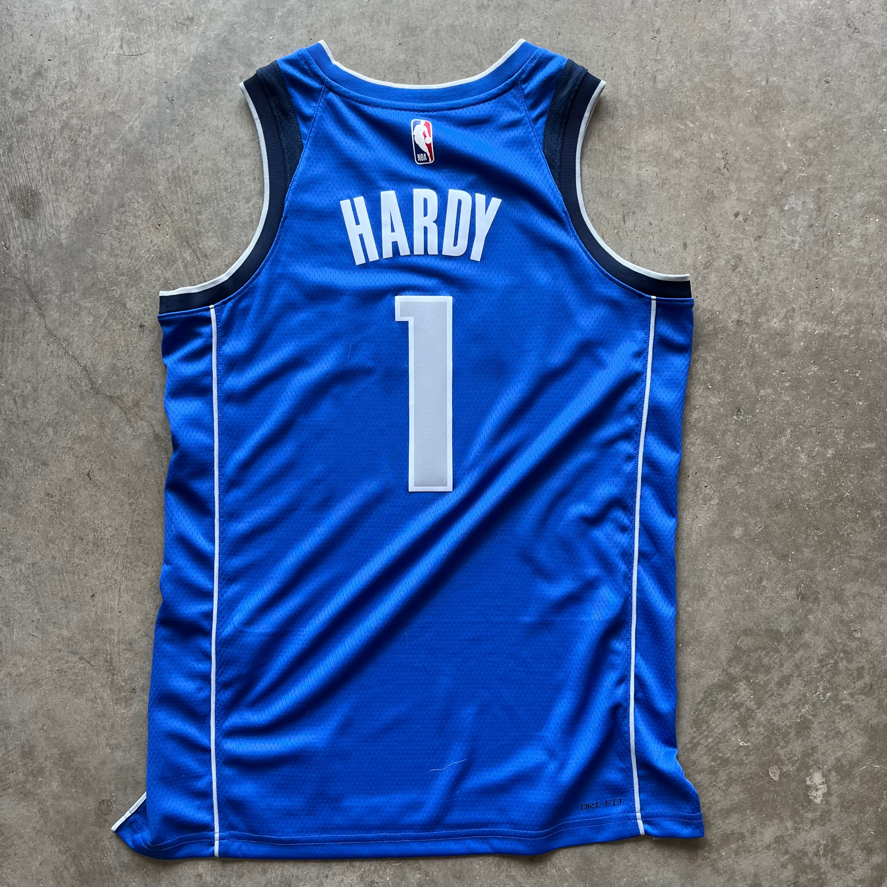 L Hardy Mavs Jersey