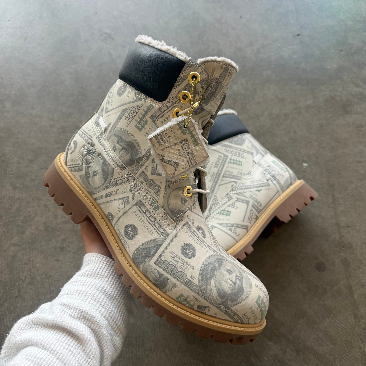 10 MM6 Supreme Timberland Money