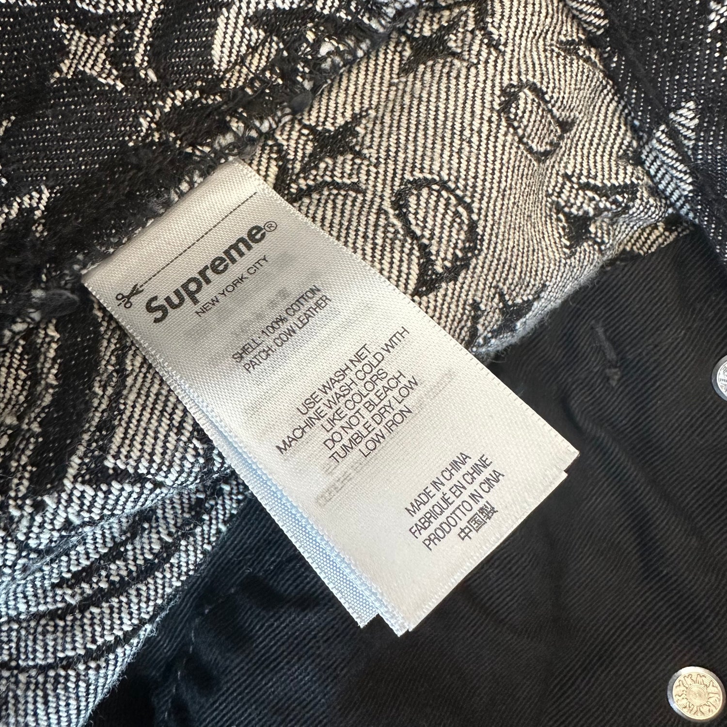 34w New Supreme Jacquard Paisley Pants