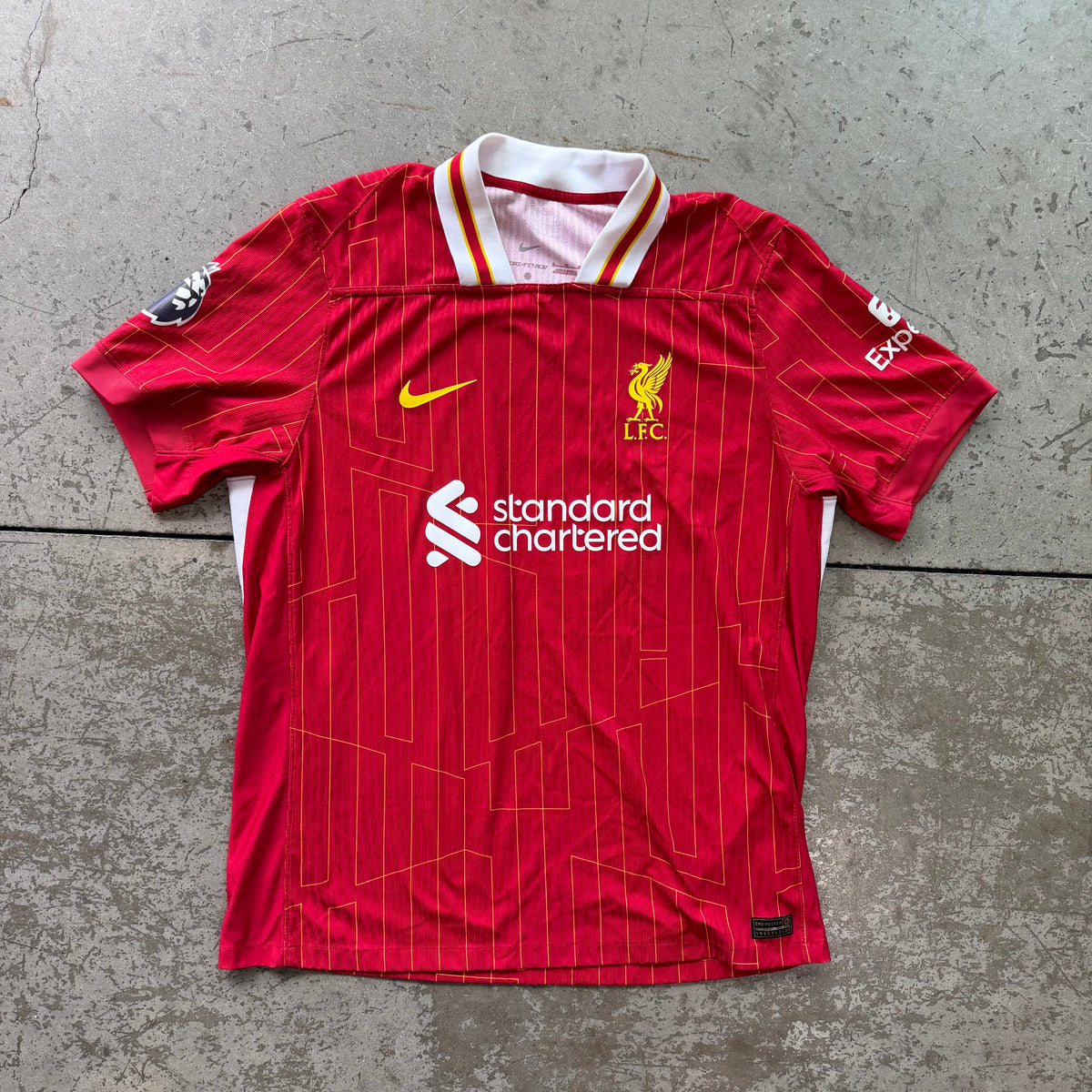 XL Liverpool Warm Up Jersey