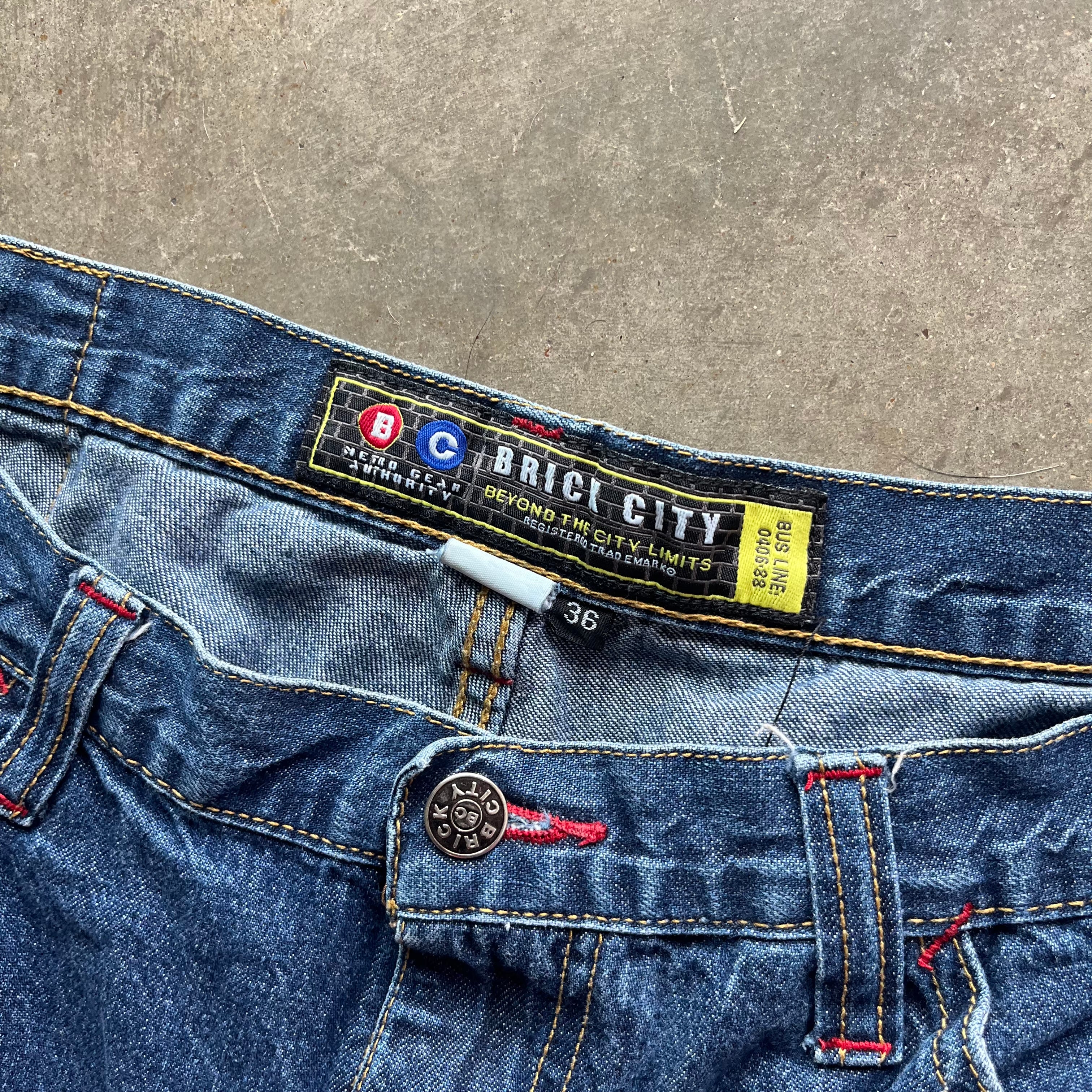 36x32 00s Brick City Jeans